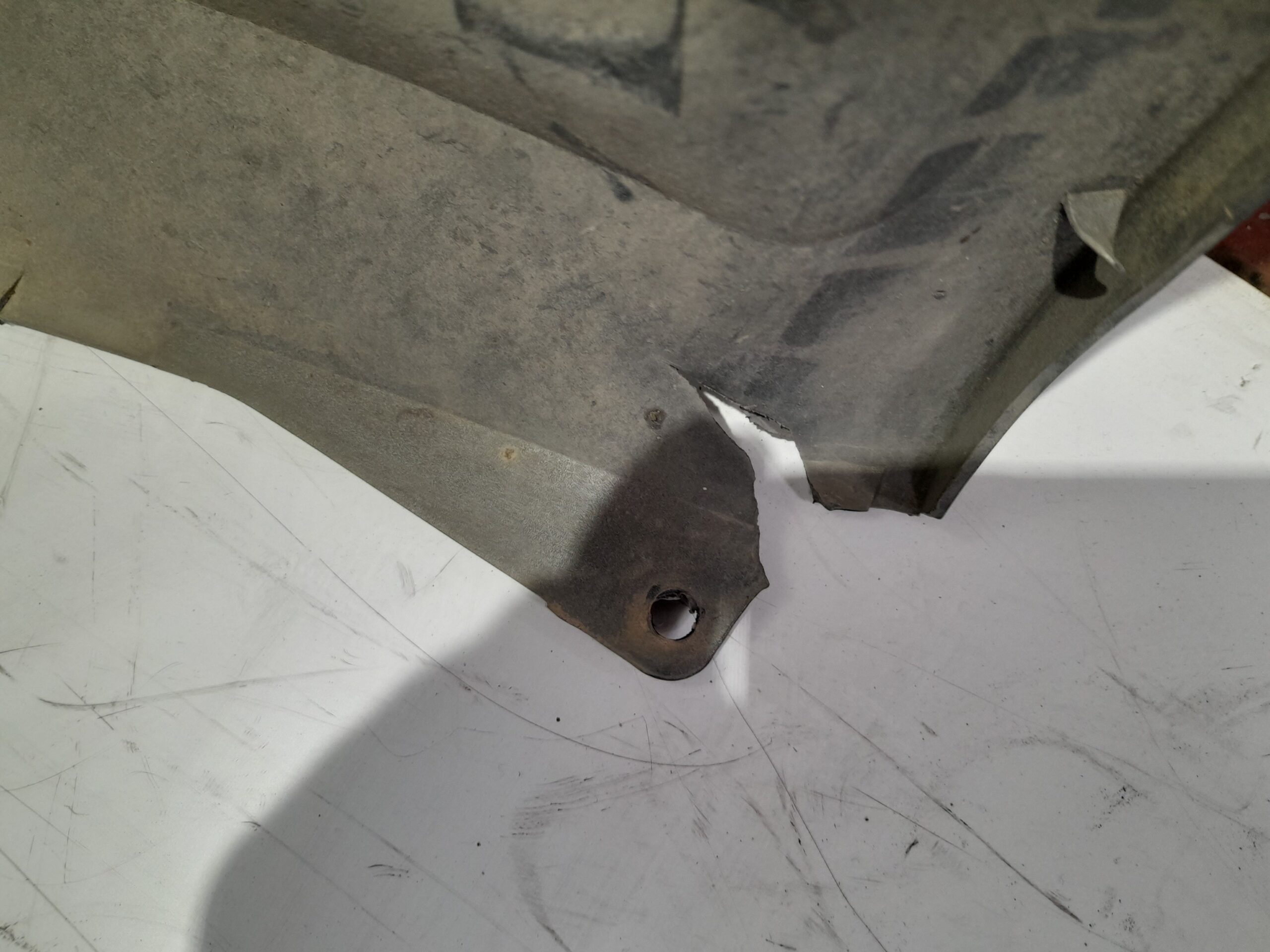 paragolpes_delantero_ok2fa50031_kia_carens_2_0_turbodiesel_cat