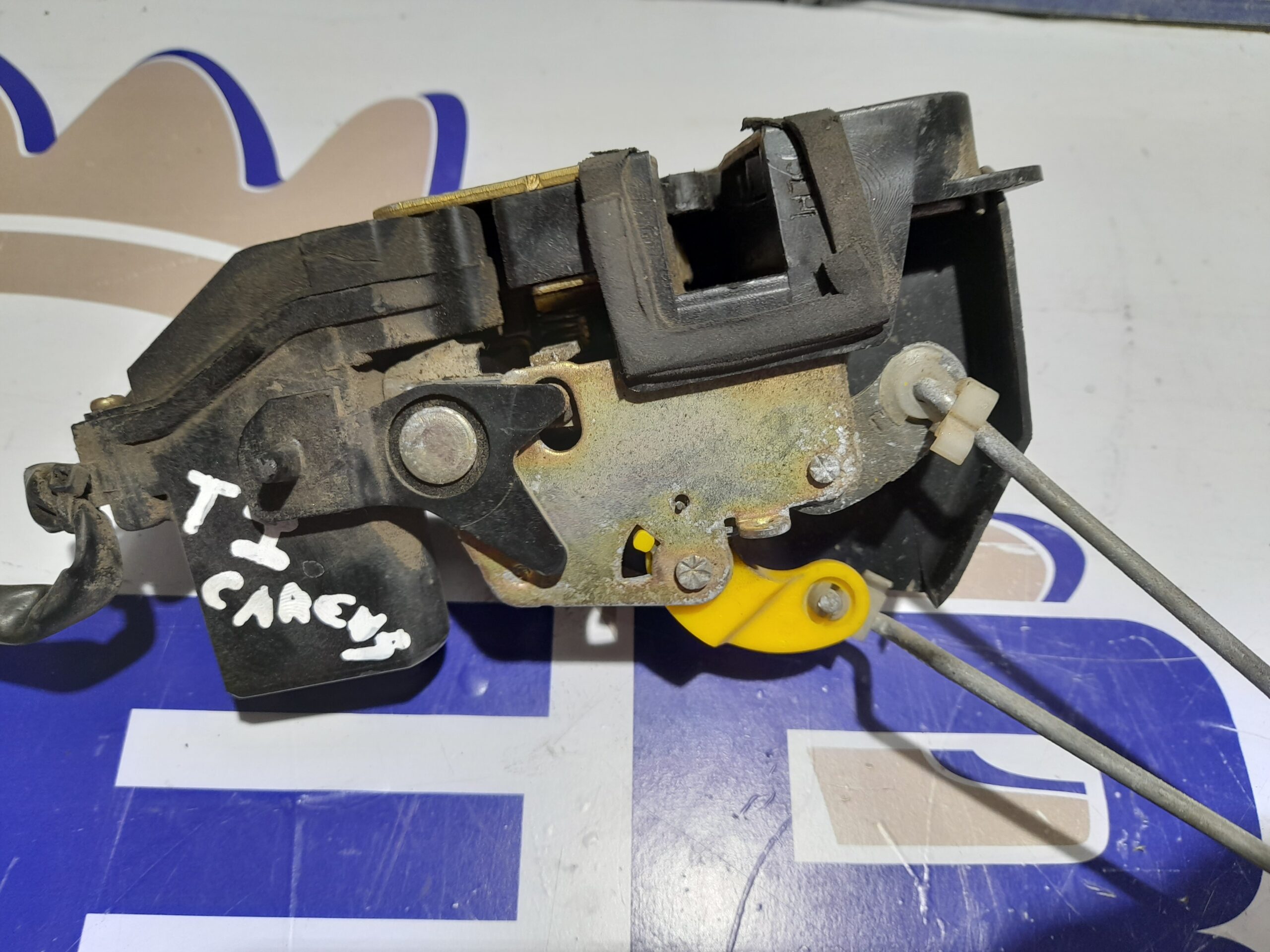 cerradura_puerta_trasera_izquierda_0k2fa_73310_kia_carens_2_0_turbodiesel_cat