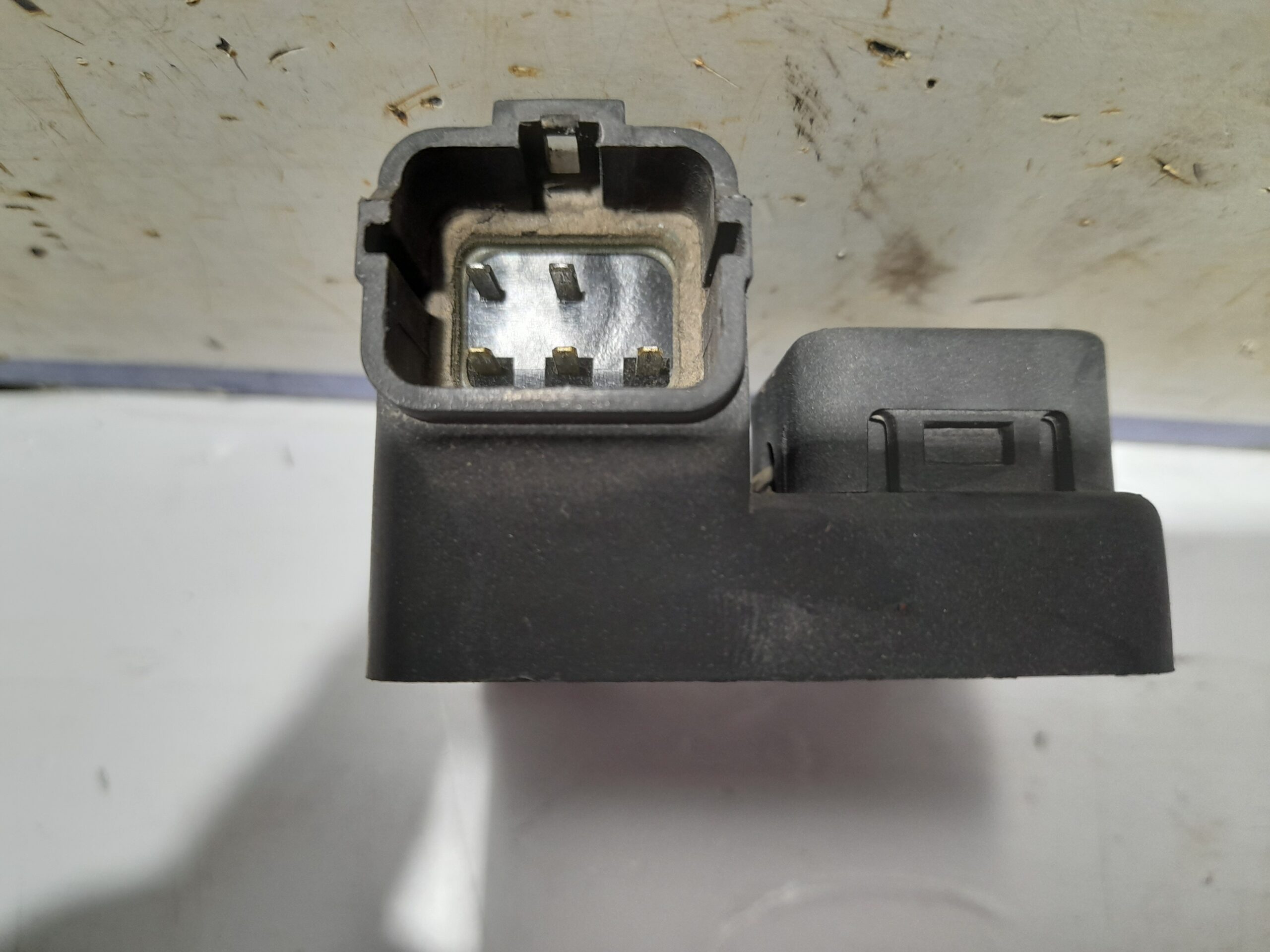 rele_ok2fb6176x_kia_carens_2_0_turbodiesel_cat