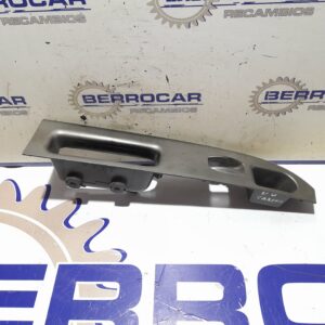 moldura_lateral_ok2fa66360_kia_carens_2_0_turbodiesel_cat