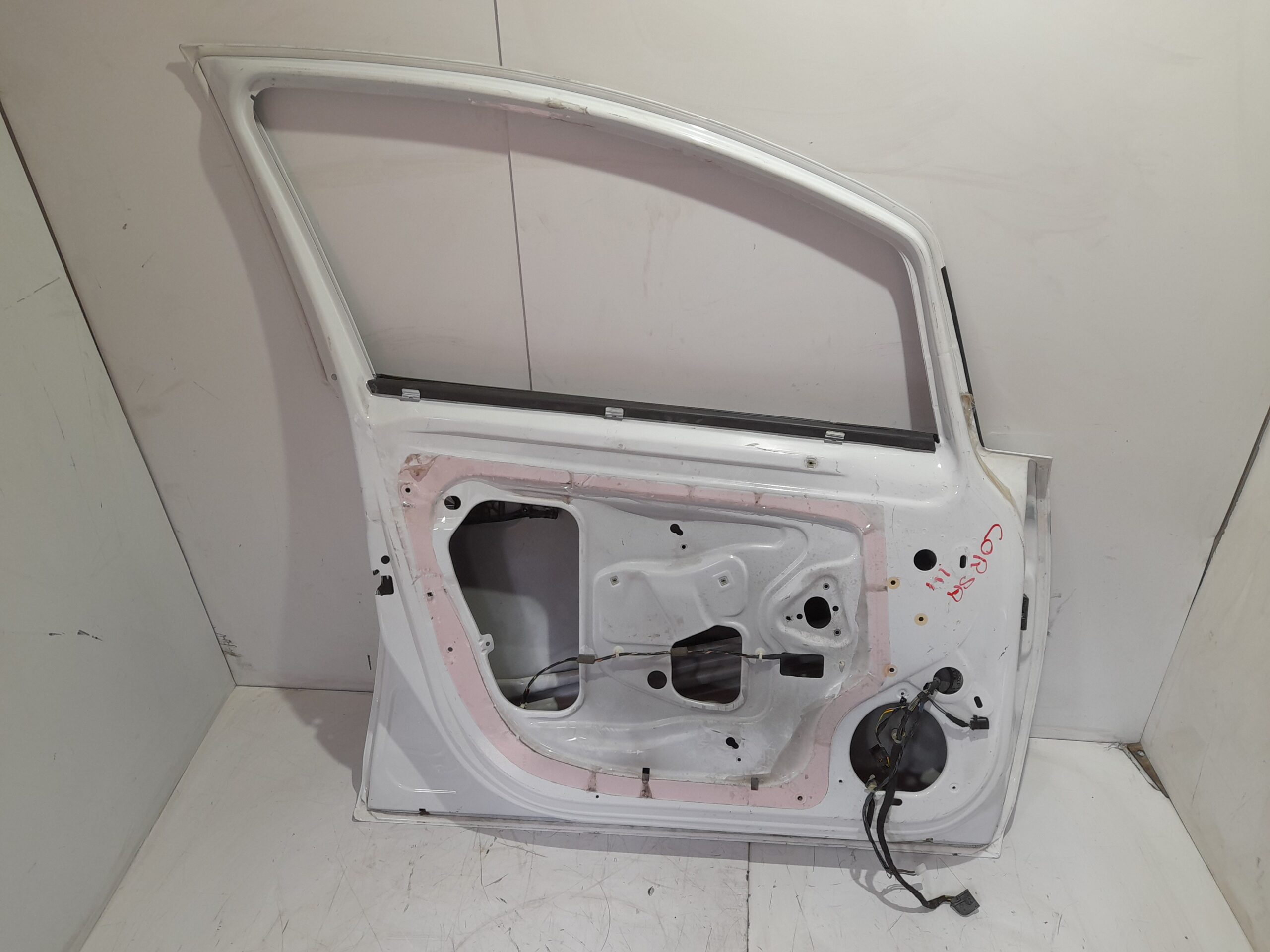 puerta_delantera_izquierda_124253_opel_corsa_d_1_3_16v_cdti