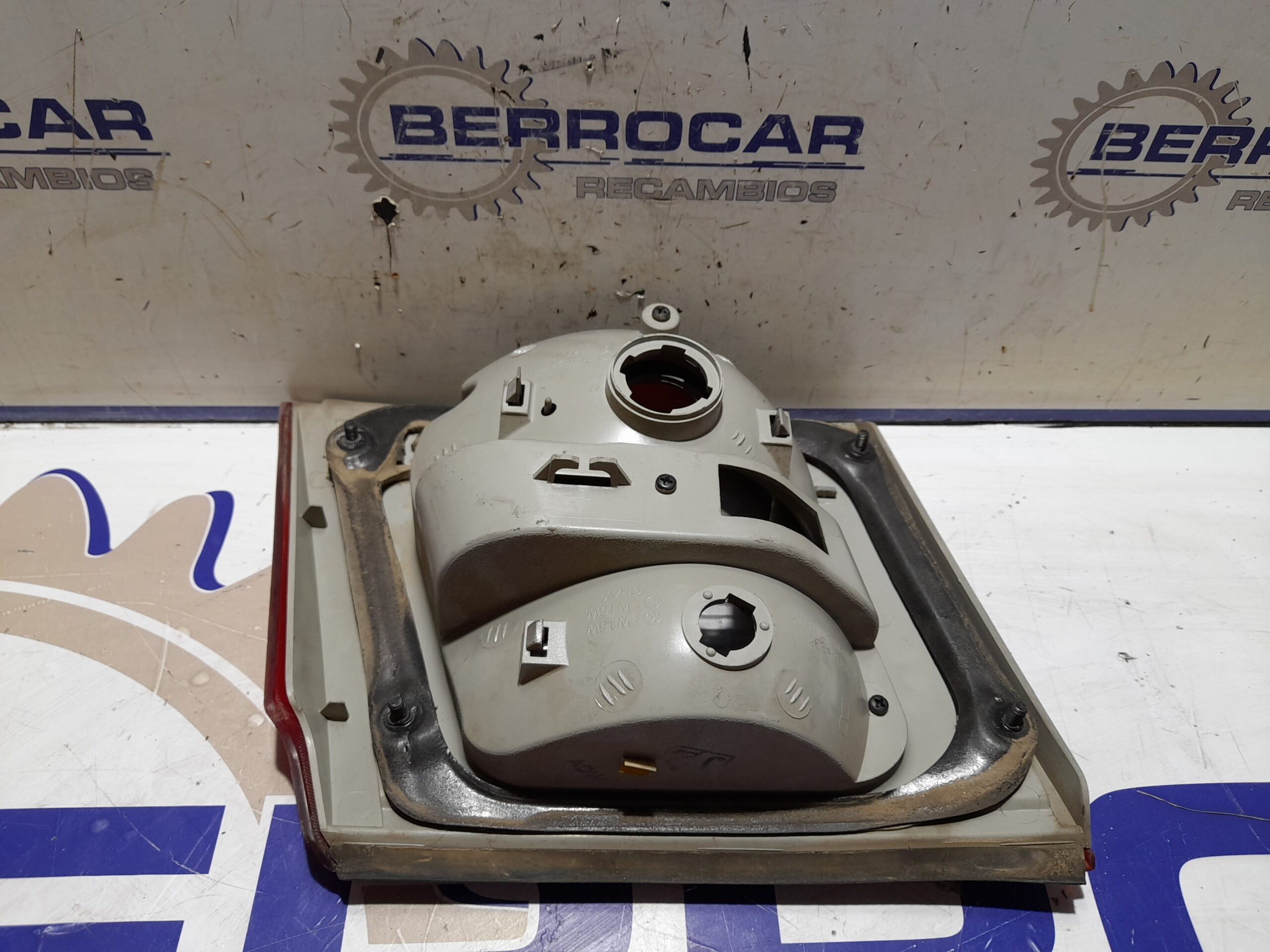 piloto_trasero_derecho_interior_0k2eb_51_170r_kia_carens_2_0_turbodiesel_cat