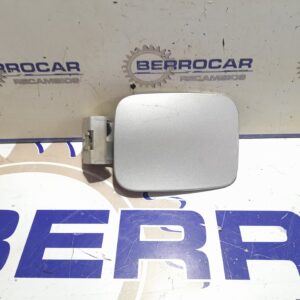 tapa_exterior_combustible_0k2fa42410_kia_carens_2_0_turbodiesel_cat