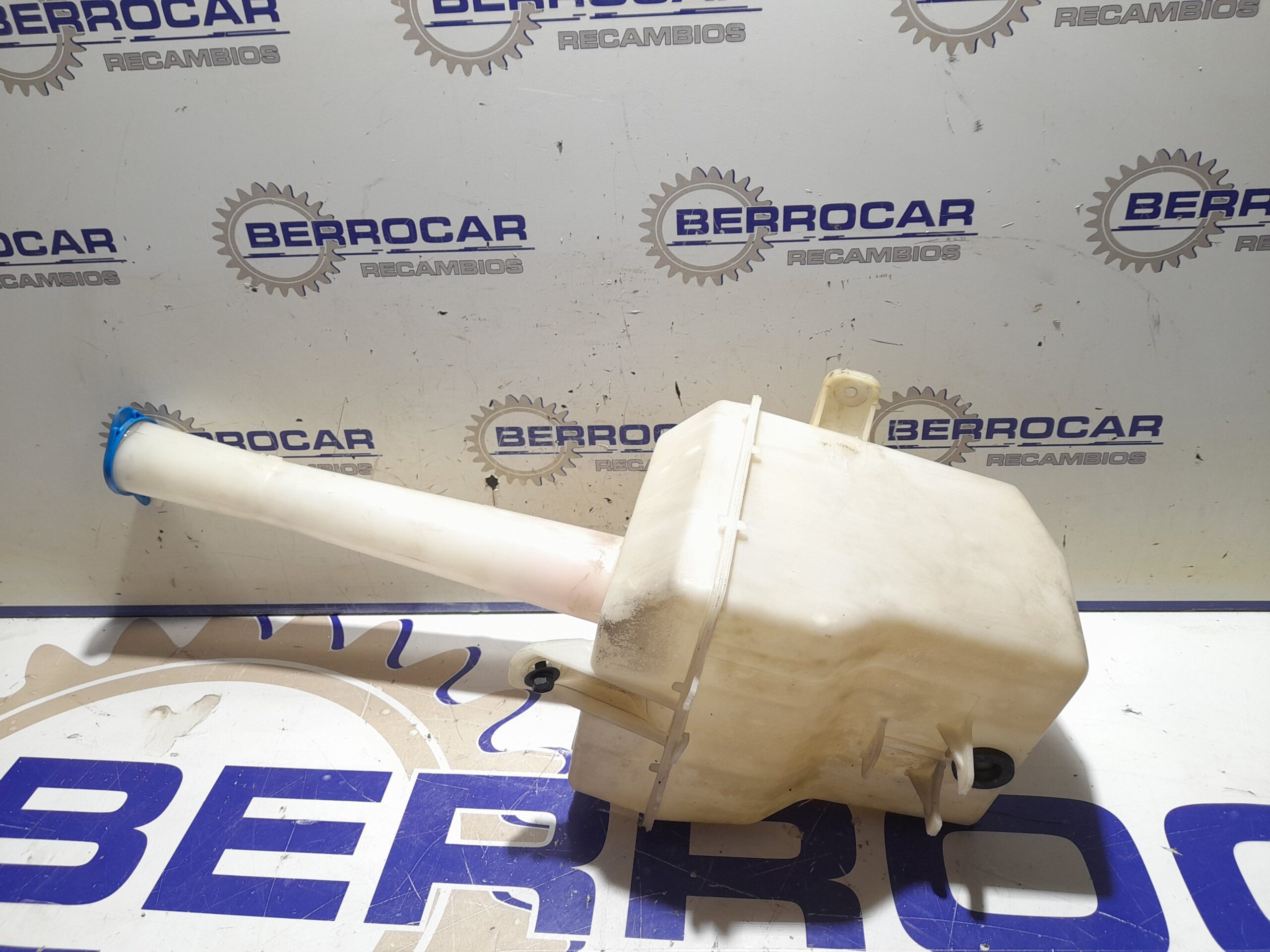 deposito_limpia_0k2fa67480_kia_carens_2_0_turbodiesel_cat