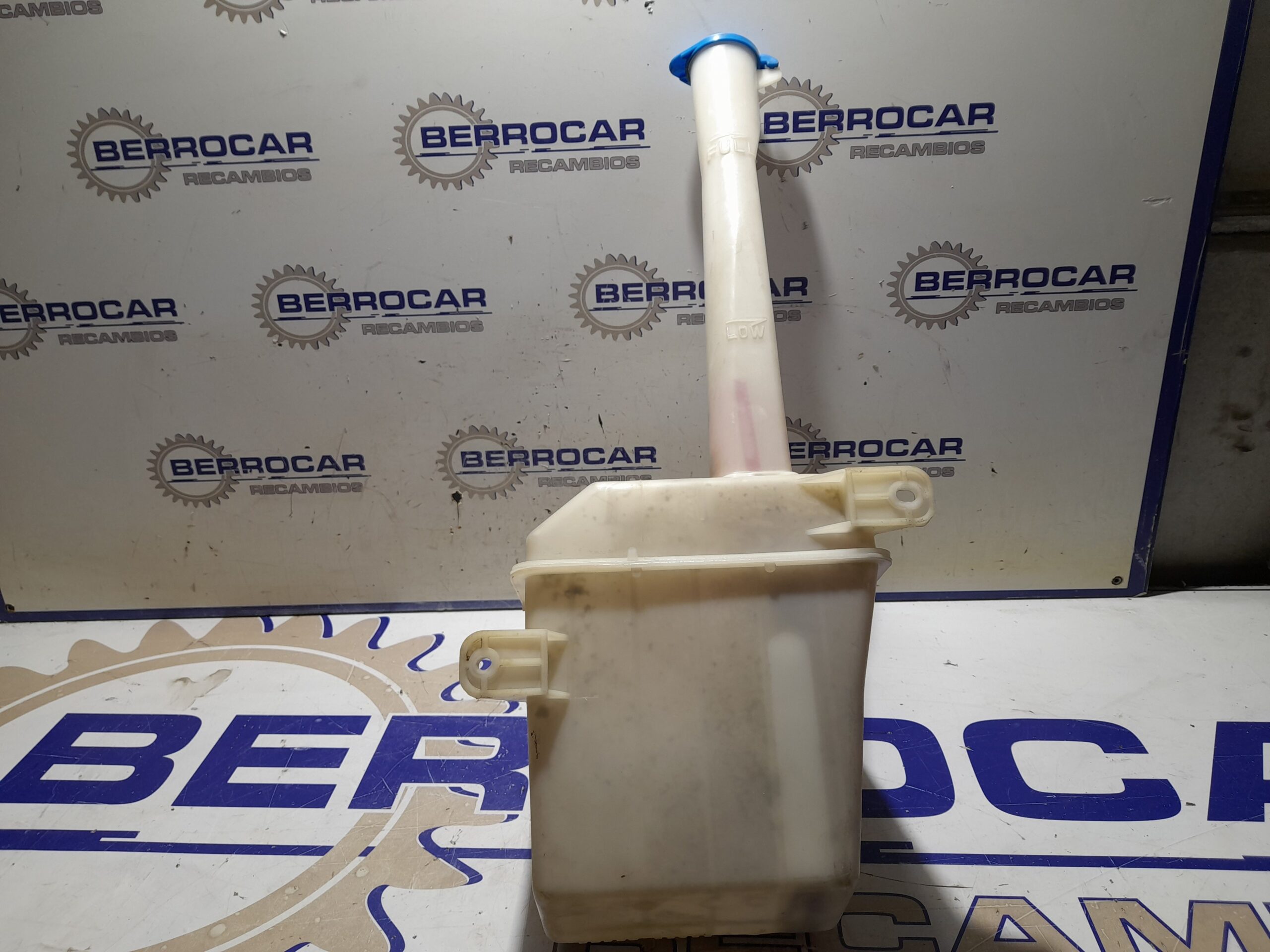 deposito_limpia_0k2fa67480_kia_carens_2_0_turbodiesel_cat