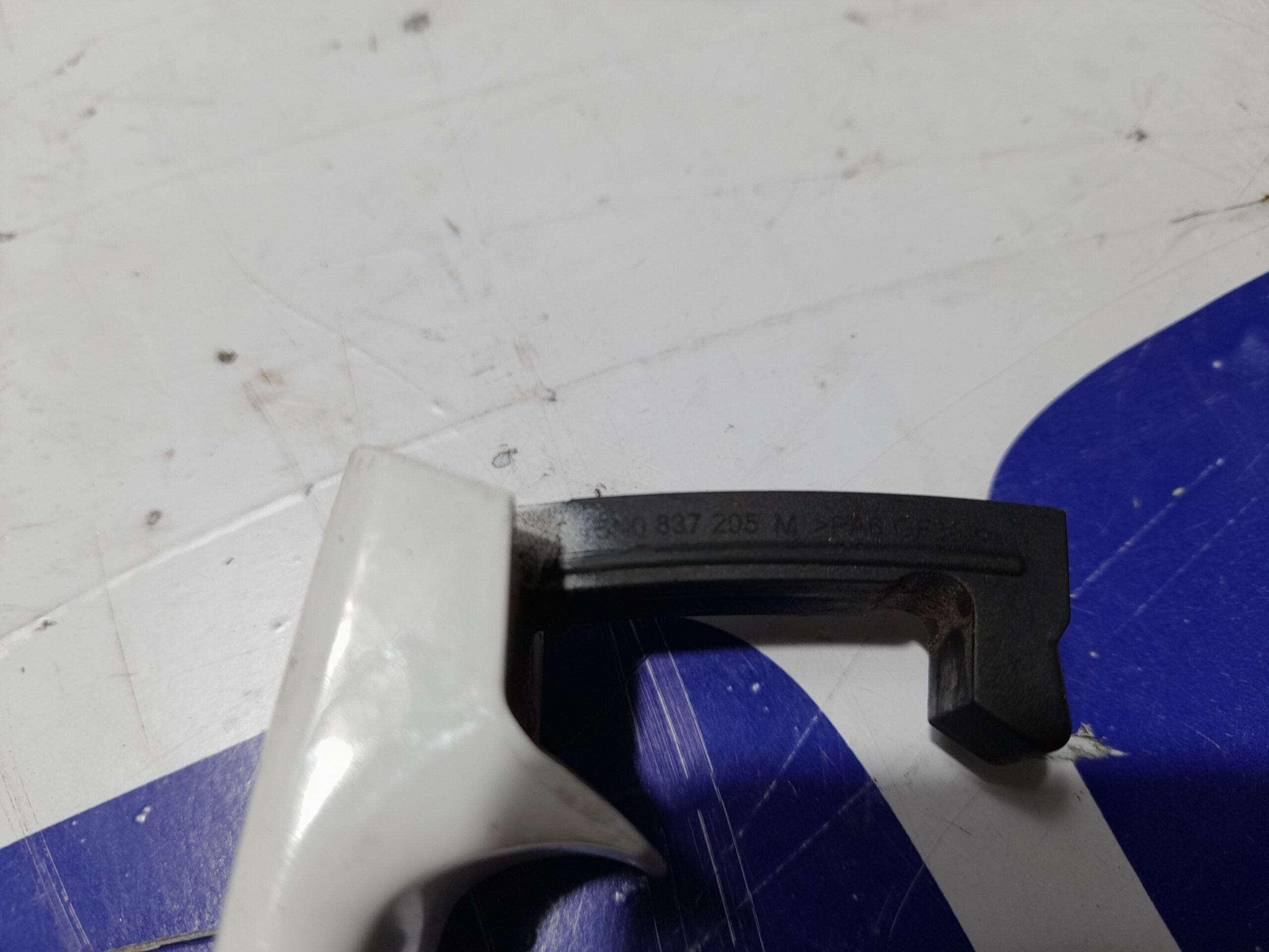 maneta_exterior_delantera_izquierda_5h0837205_seat_ibiza_6p1_1_0_tsi