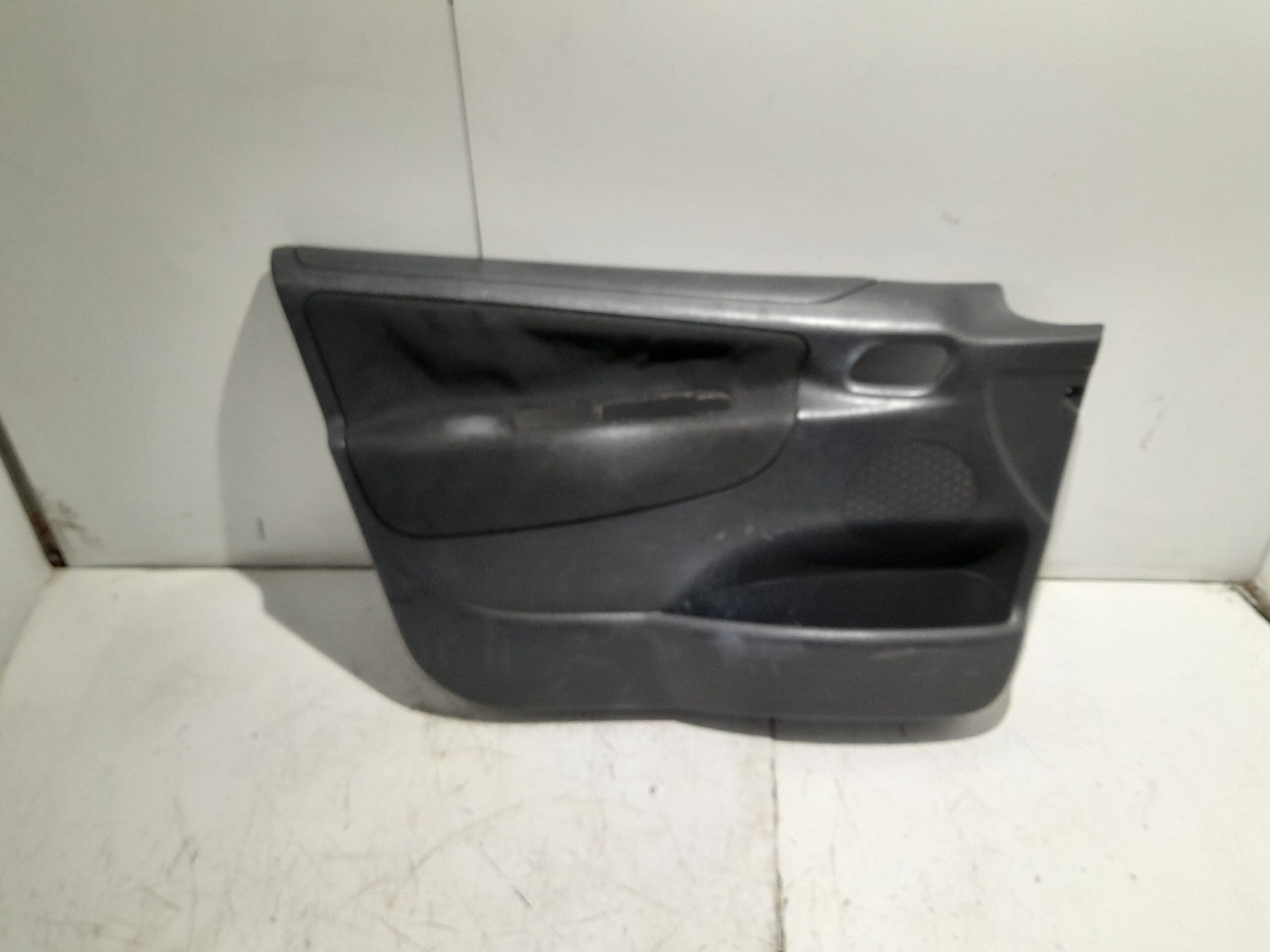 guarnecido_puerta_delantera_izquierda_96502525zd_peugeot_207_sw_1_4_16v_vti_cat_8fs_ep3