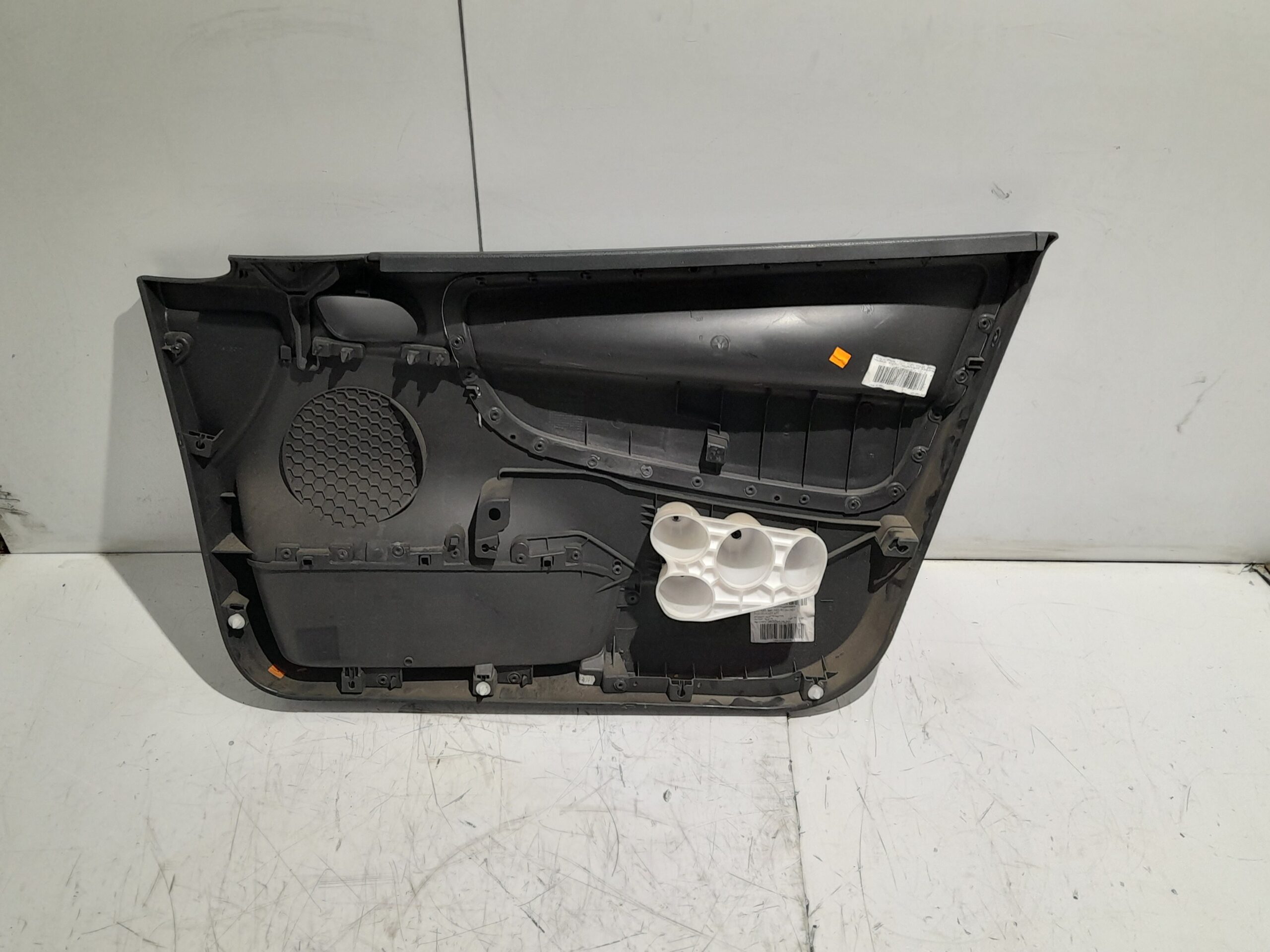 guarnecido_puerta_delantera_izquierda_96502525zd_peugeot_207_sw_1_4_16v_vti_cat_8fs_ep3