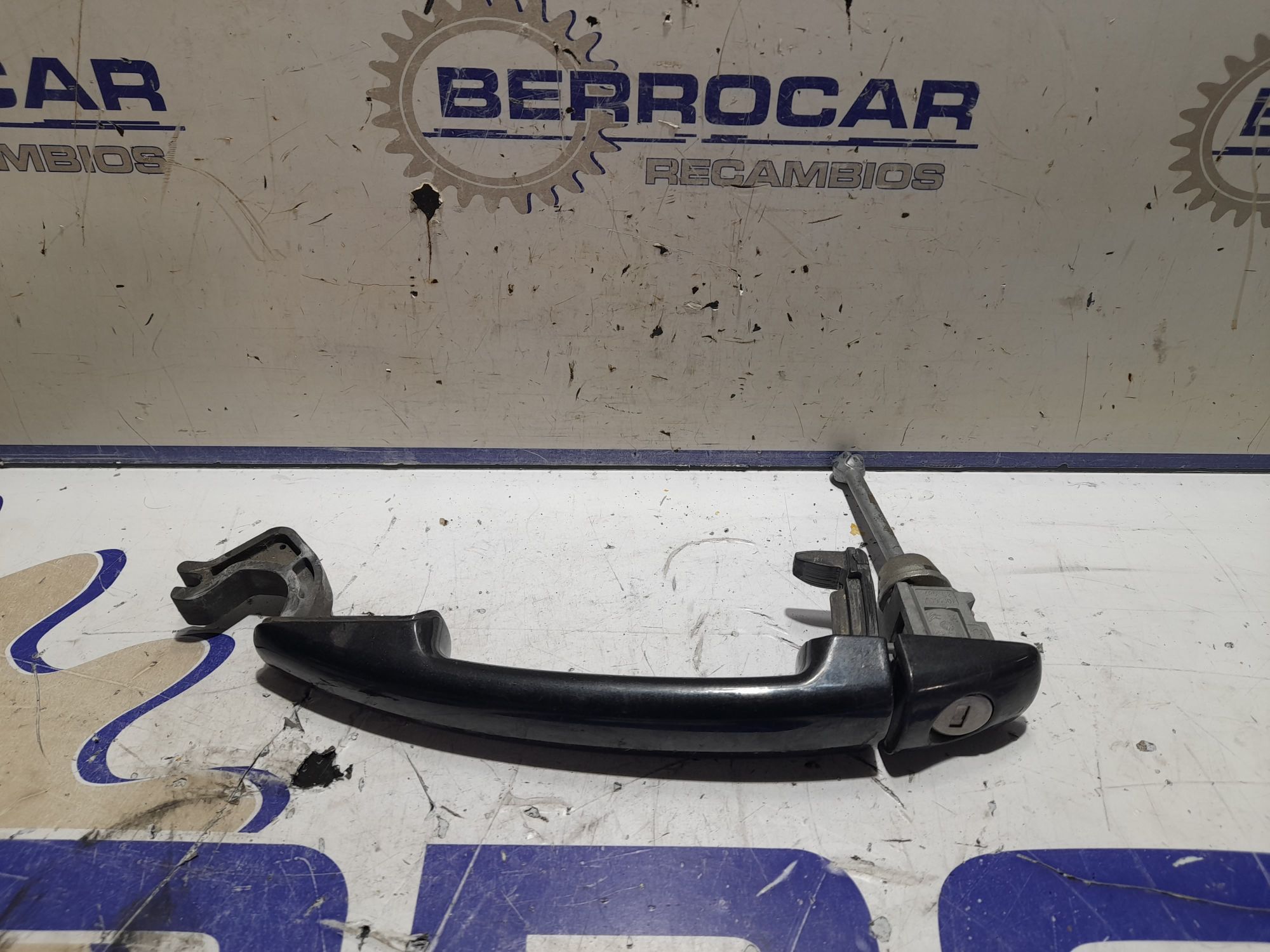 maneta_exterior_delantera_izquierda_59395j01_peugeot_207_sw_1_4_16v_vti_cat_8fs_ep3