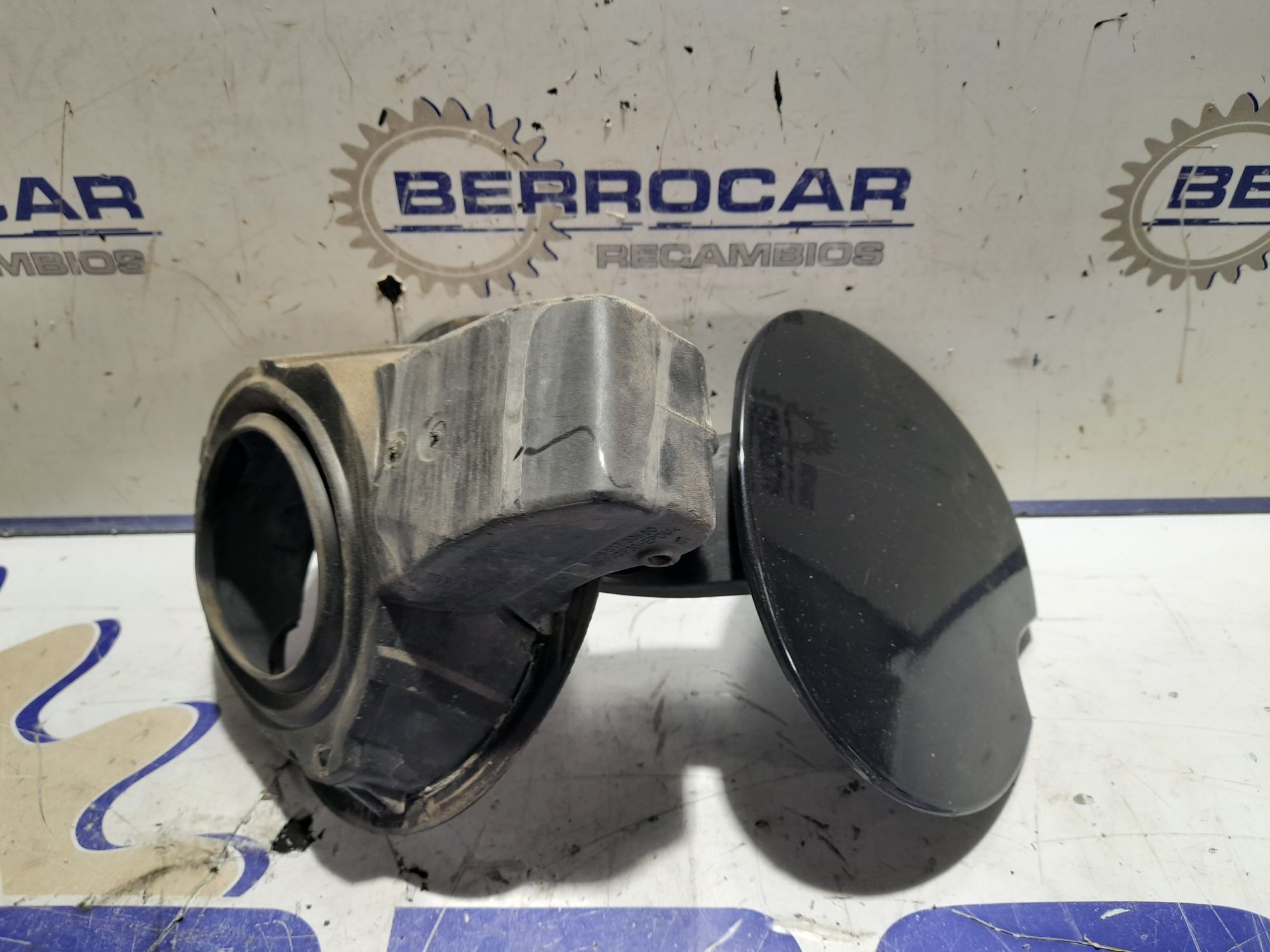 tapa_exterior_combustible_9681730680_peugeot_207_sw_1_4_16v_vti_cat_8fs_ep3