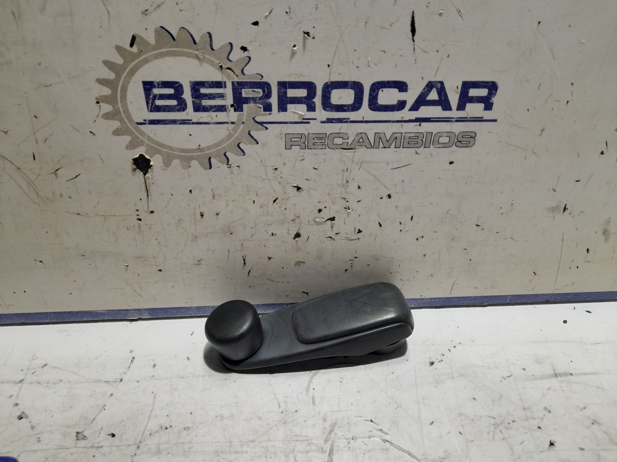 maneta_interior_trasera_derecha_9653797777_peugeot_207_sw_1_4_16v_vti_cat_8fs_ep3