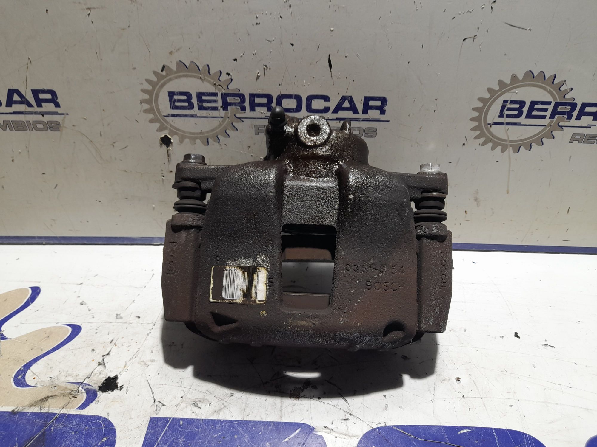 pinza_de_freno_delantera_derecha_4400r7_peugeot_207_sw_1_4_16v_vti_cat_8fs_ep3