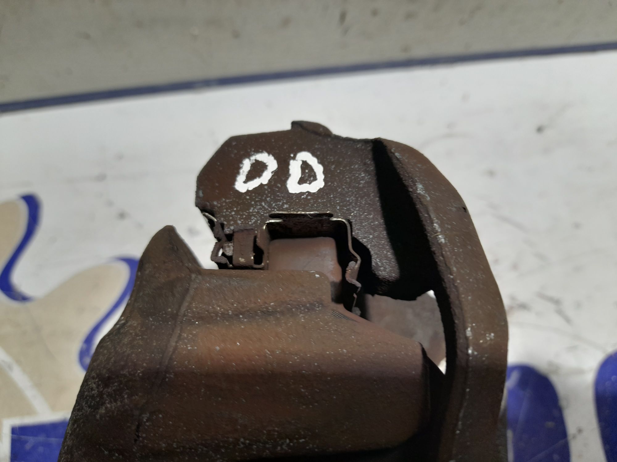 pinza_de_freno_delantera_derecha_4400r7_peugeot_207_sw_1_4_16v_vti_cat_8fs_ep3