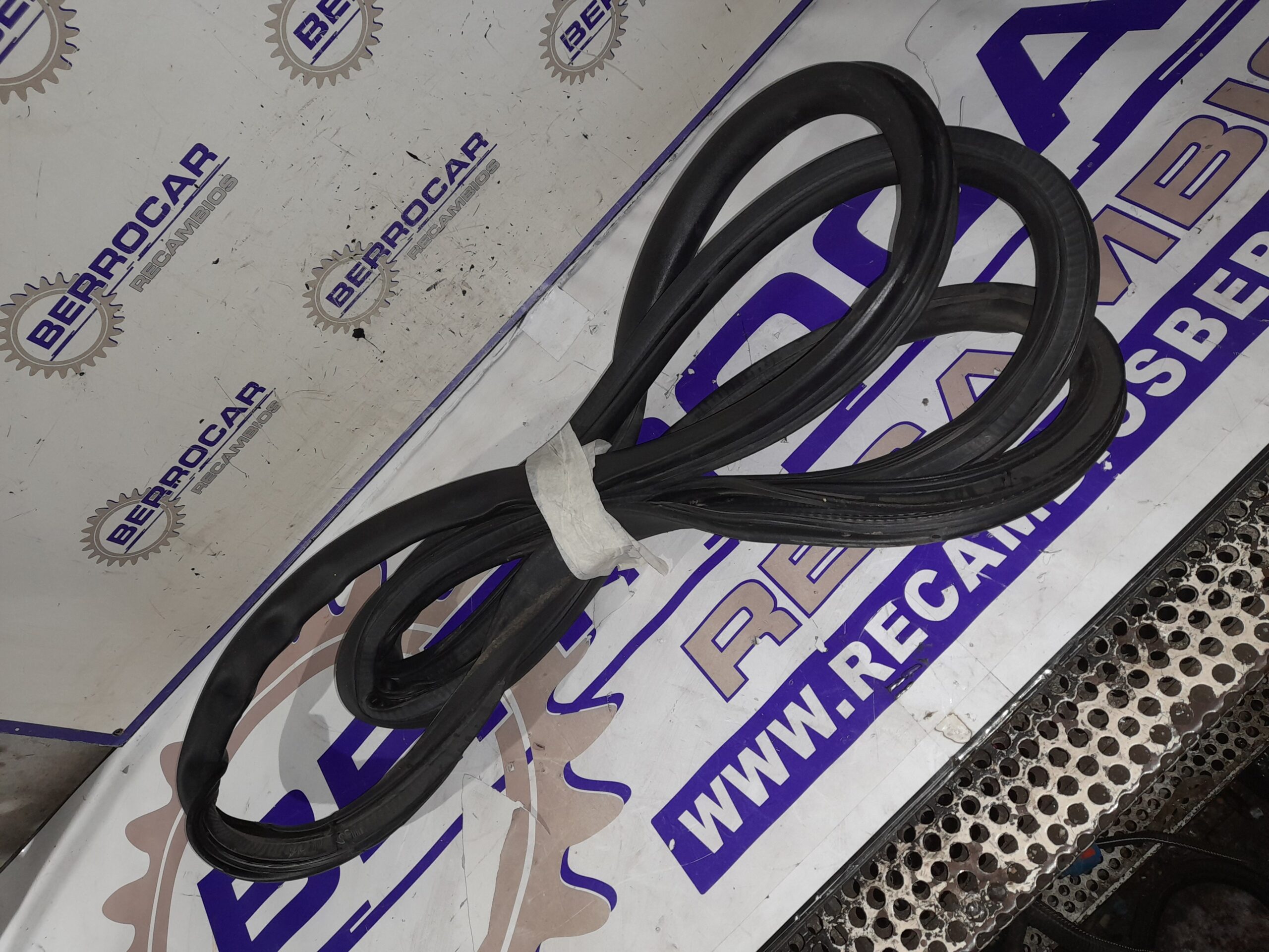 gomas_contorno_puerta_9819625180_toyota_proace_furgoneta_mdz_1_6_d4d_mdz9