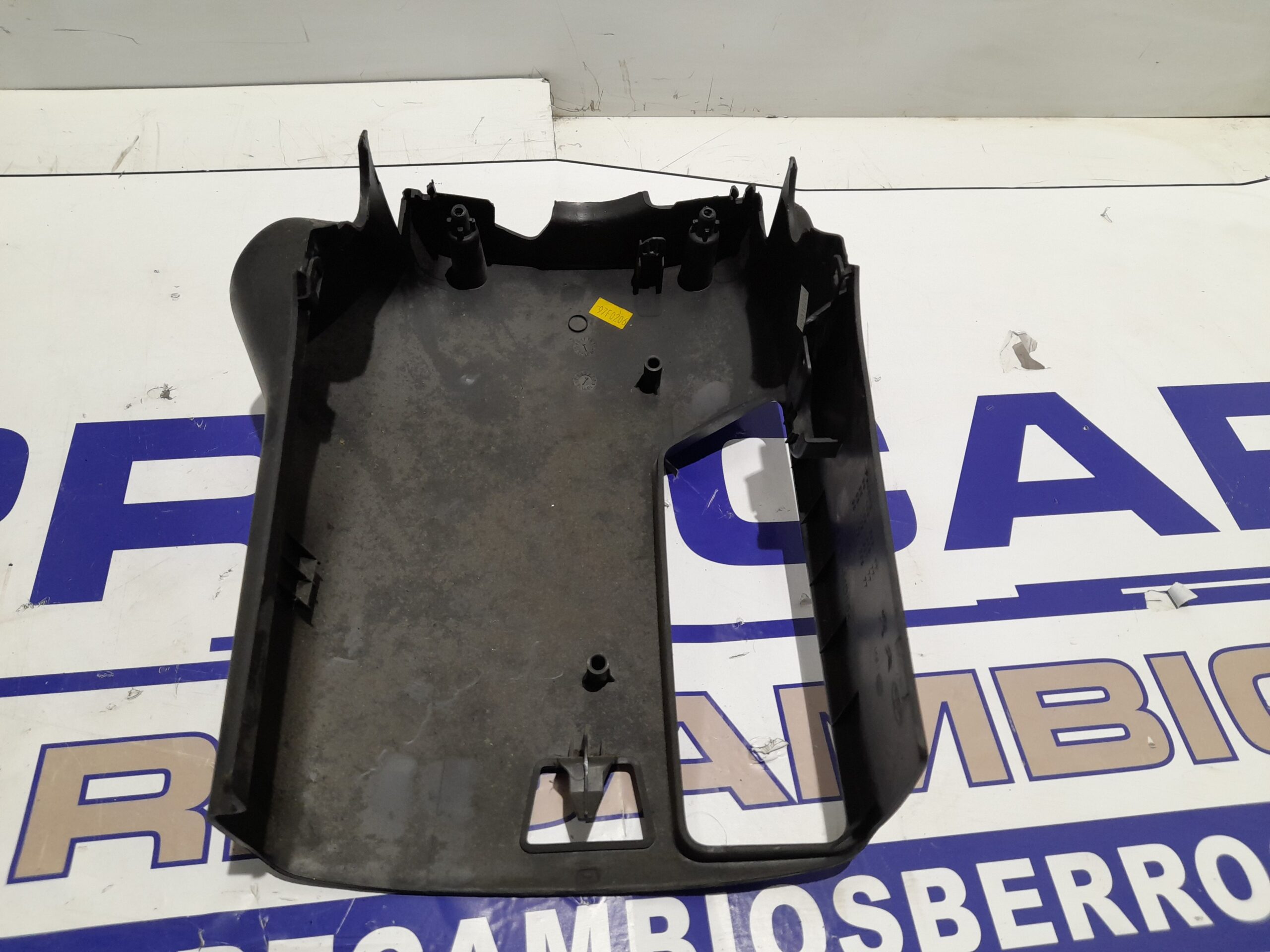 recubrimiento_columna_direccion_9808780877_toyota_proace_furgoneta_mdz_1_6_d4d_mdz9