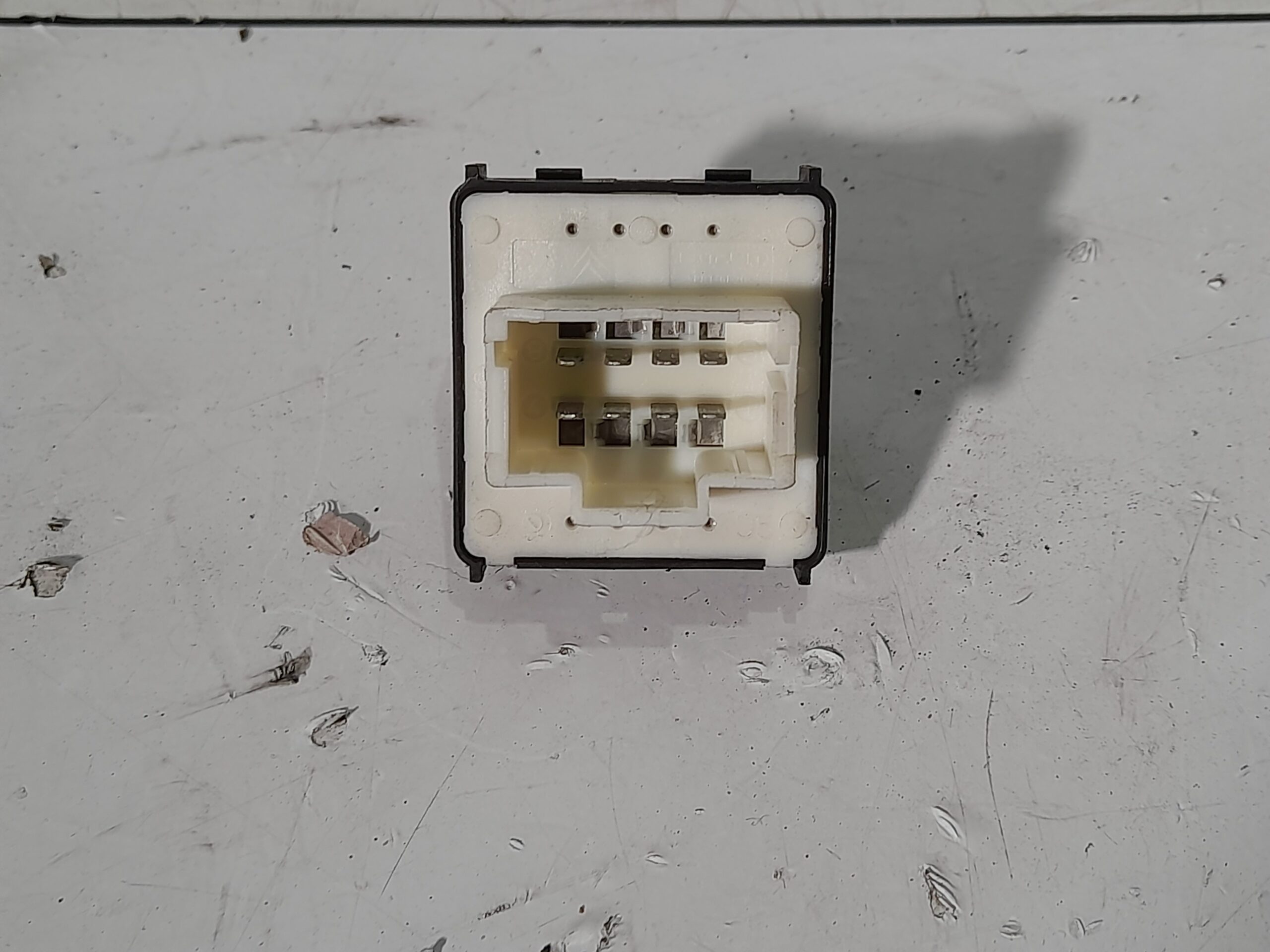 mando_elevalunas_delantero_izquierdo_98144411zd_toyota_proace_furgoneta_mdz_1_6_d4d_mdz9