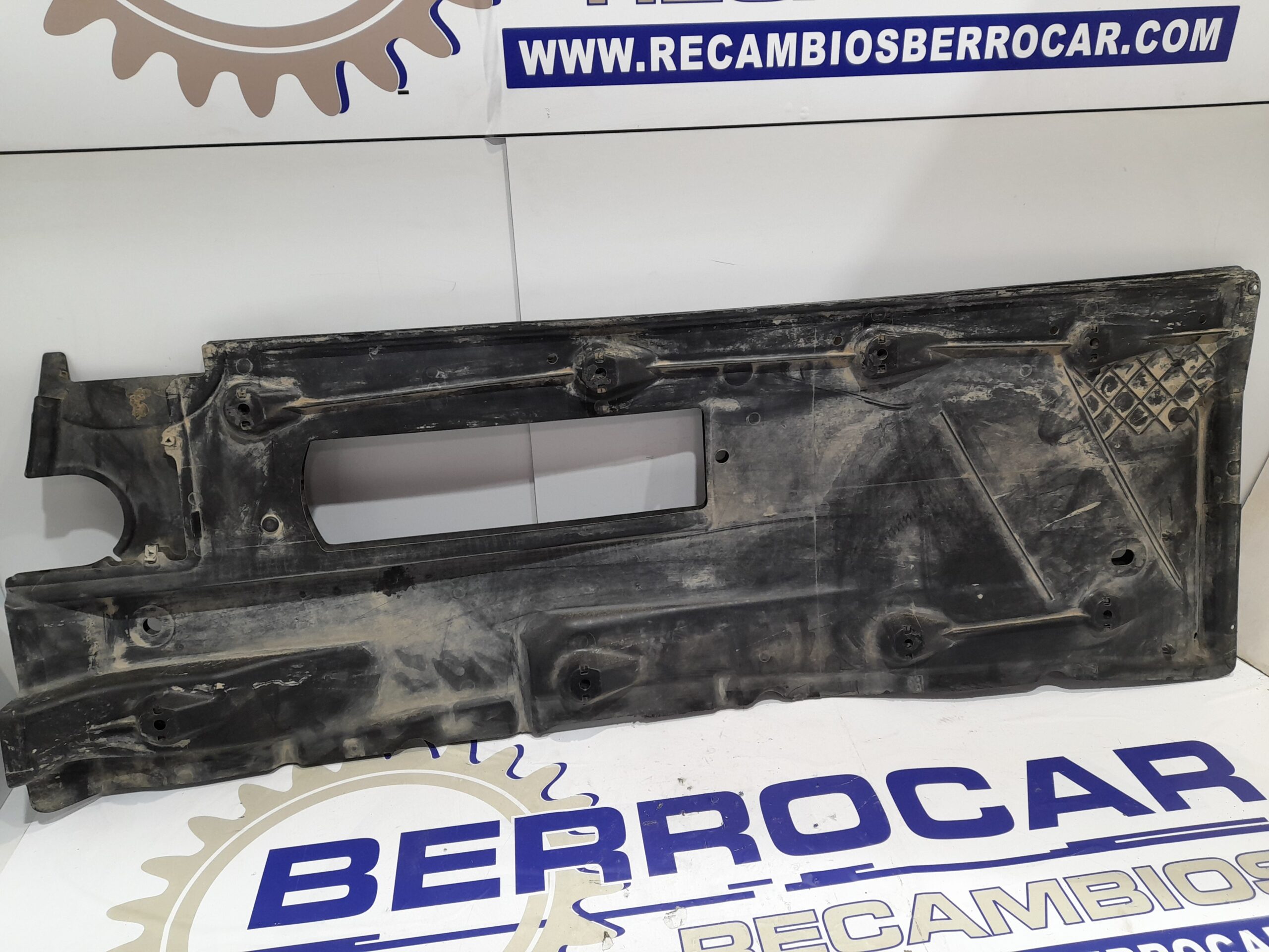 cubrecarter_1q0825212_seat_altea_5p1