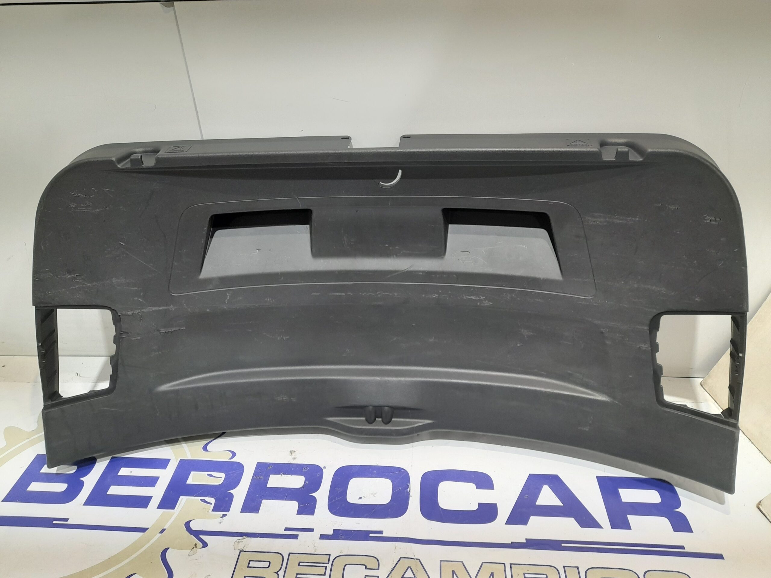 guarnecido_porton_trasero_6j8867601_seat_ibiza_6j5