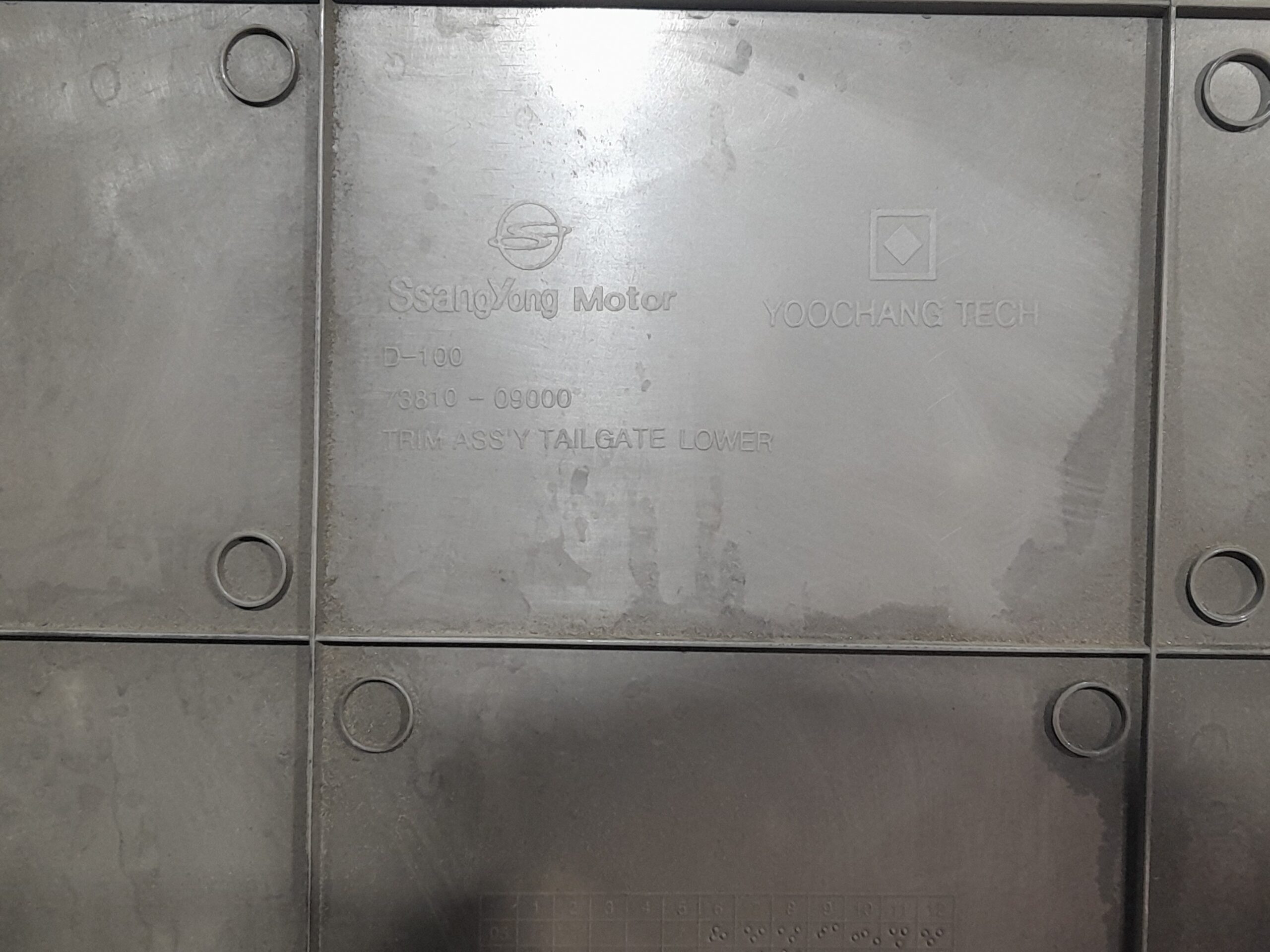 guarnecido_porton_trasero_7381009000_ssangyong_kyron_2_0_xdi