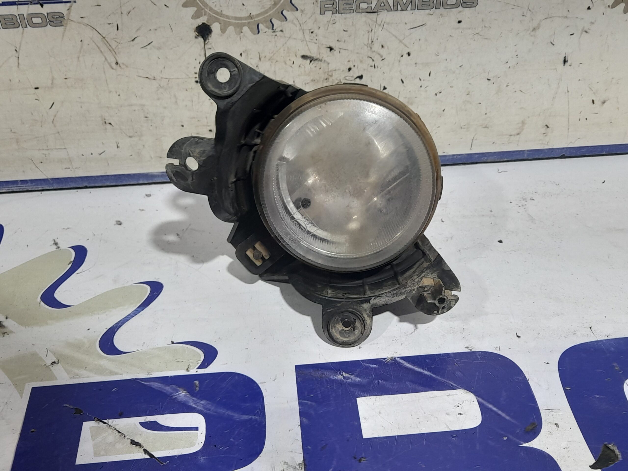 faro_antiniebla_derecho_8320209000_ssangyong_kyron_2_0_xdi