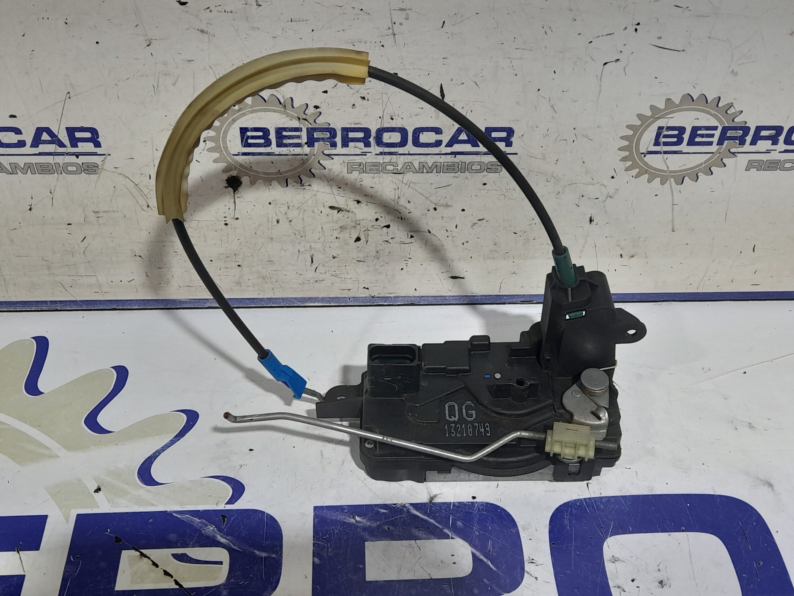 cerradura_puerta_delantera_derecha_4148209_opel_zafira_b_1_6_16v_cat