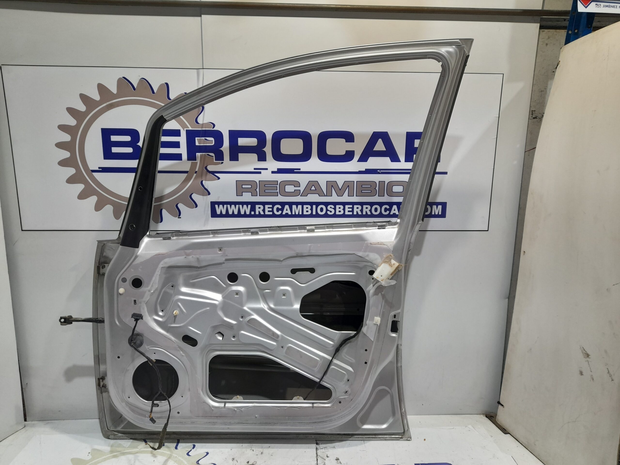 puerta_delantera_derecha_124242_opel_zafira_b_1_6_16v_cat