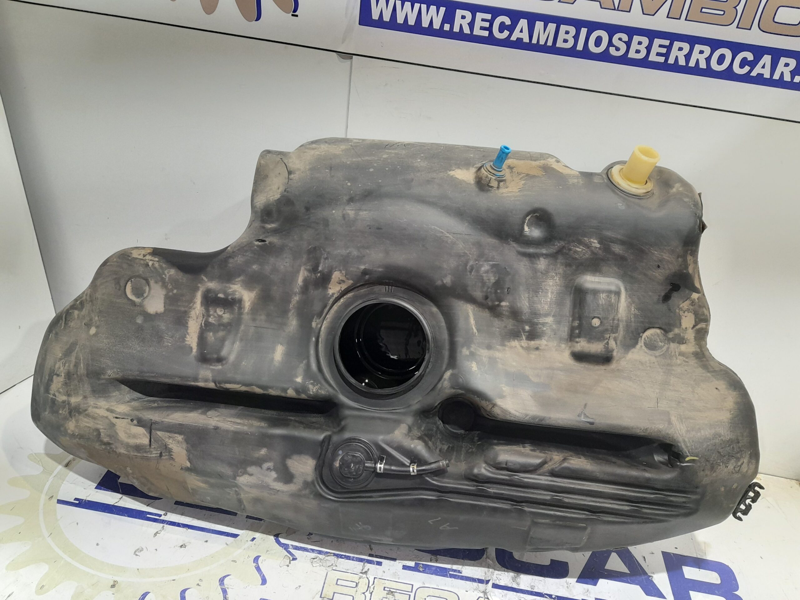 deposito_combustible_7711102080_toyota_avensis_berlina_t25_2_2_d_4d_cat