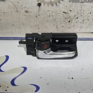 maneta_interior_trasera_izquierda_50594a_toyota_avensis_berlina_t25_2_2_d_4d_cat