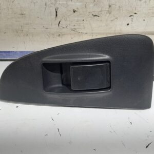 mando_elevalunas_trasero_izquierdo_7427205020_toyota_avensis_berlina_t25_2_2_d_4d_cat