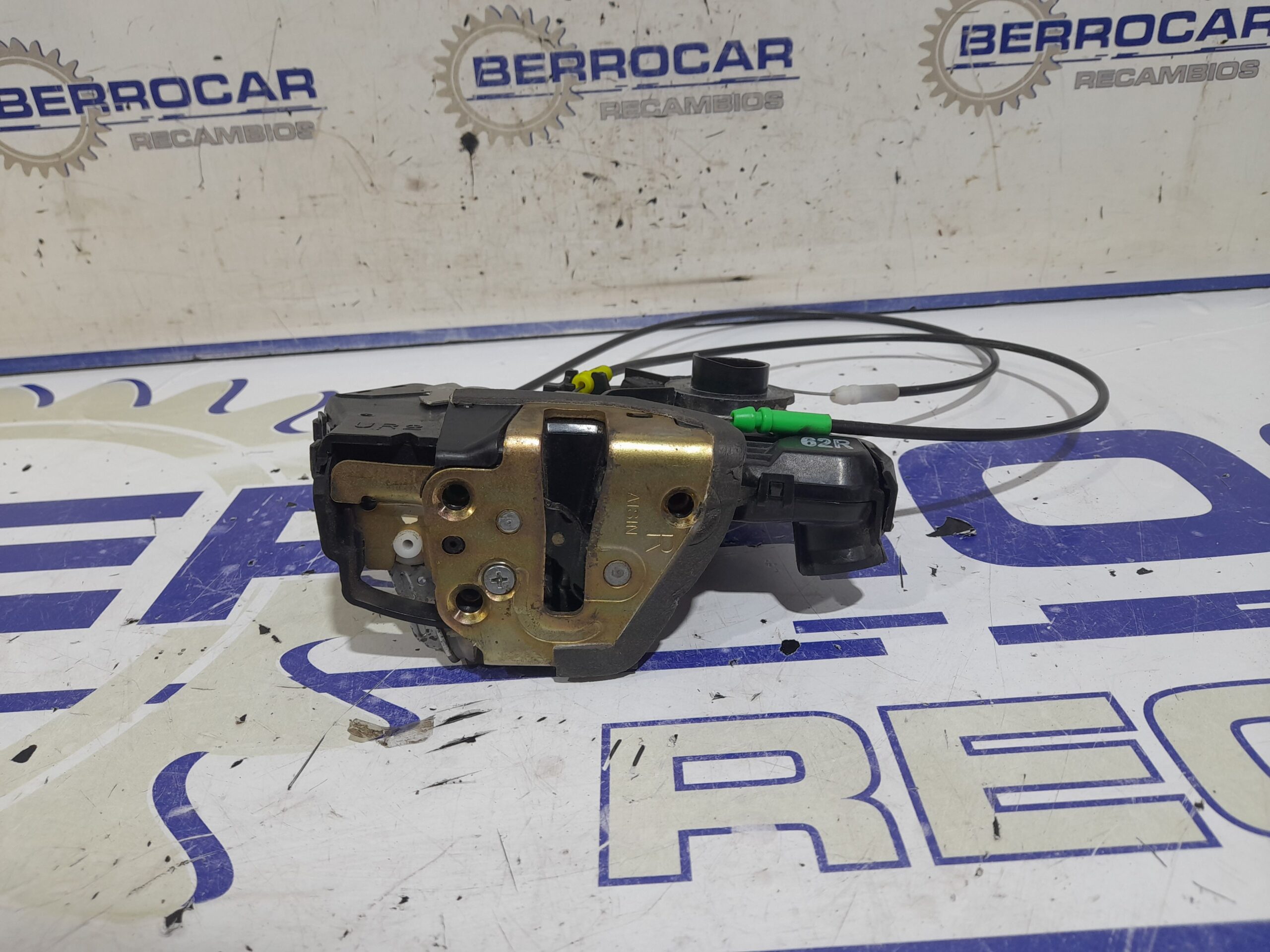 cerradura_puerta_delantera_derecha_6903002162_toyota_avensis_berlina_t25_2_2_d_4d_cat