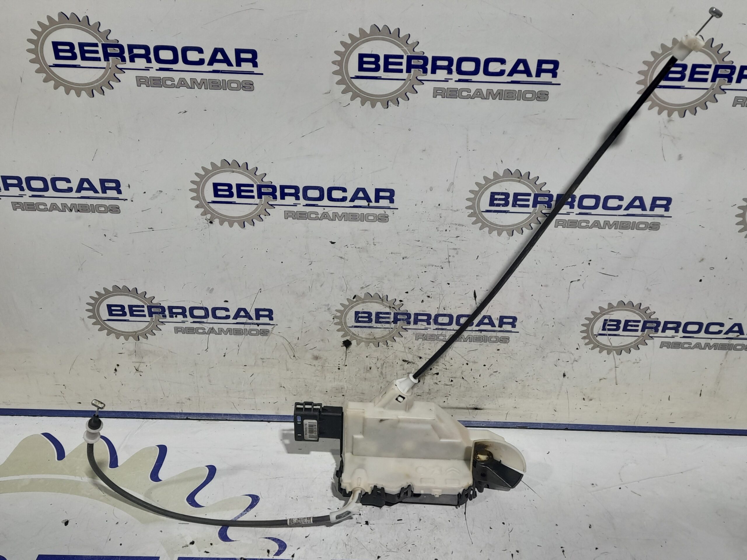 cerradura_puerta_trasera_izquierda_216666_peugeot_partner_kombi_1_6_blue_hdi_fap