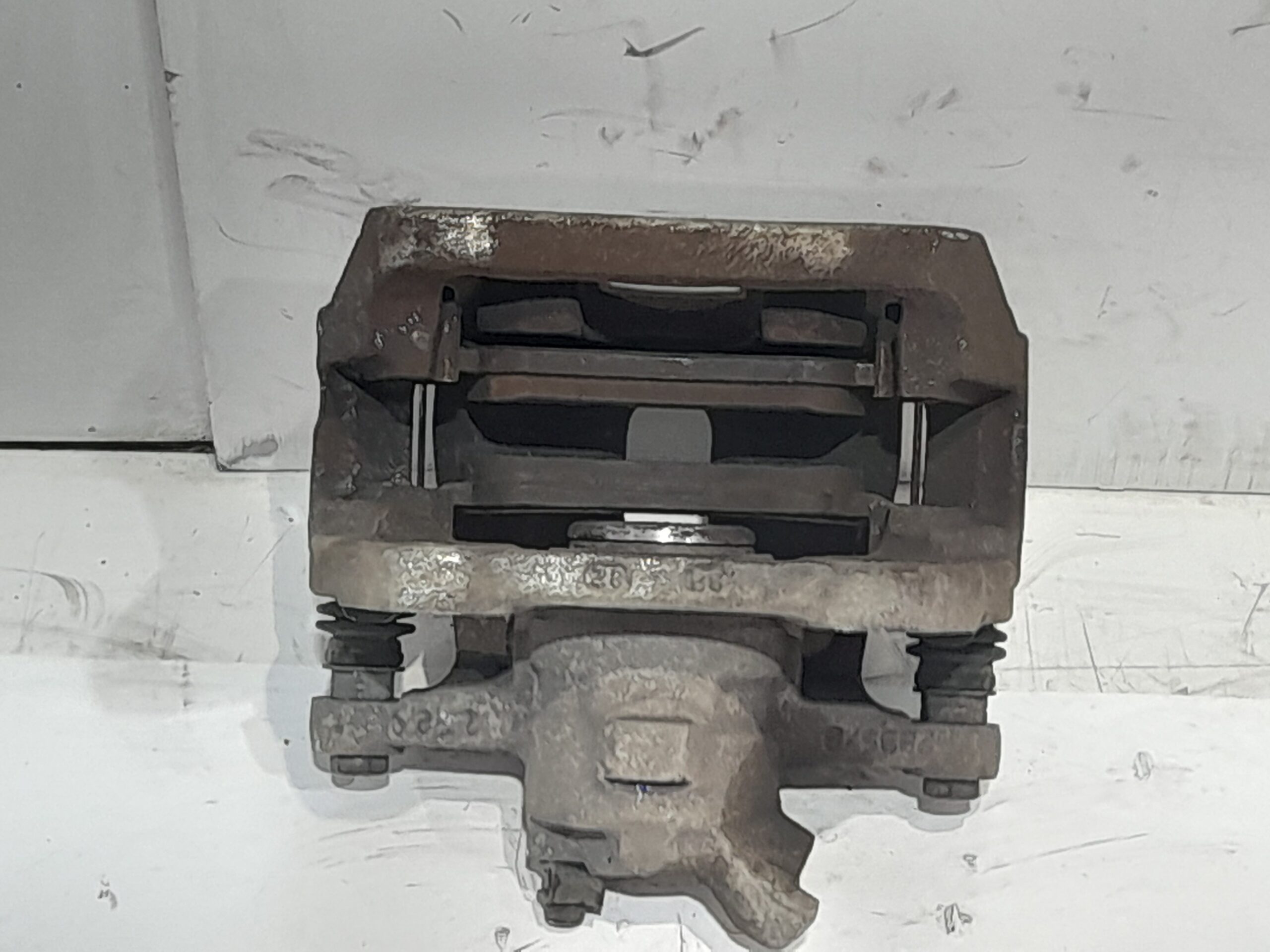 pinza_de_freno_trasera_izquierda_2895b_land_rover_range_rover_sport_3_6_td_v8