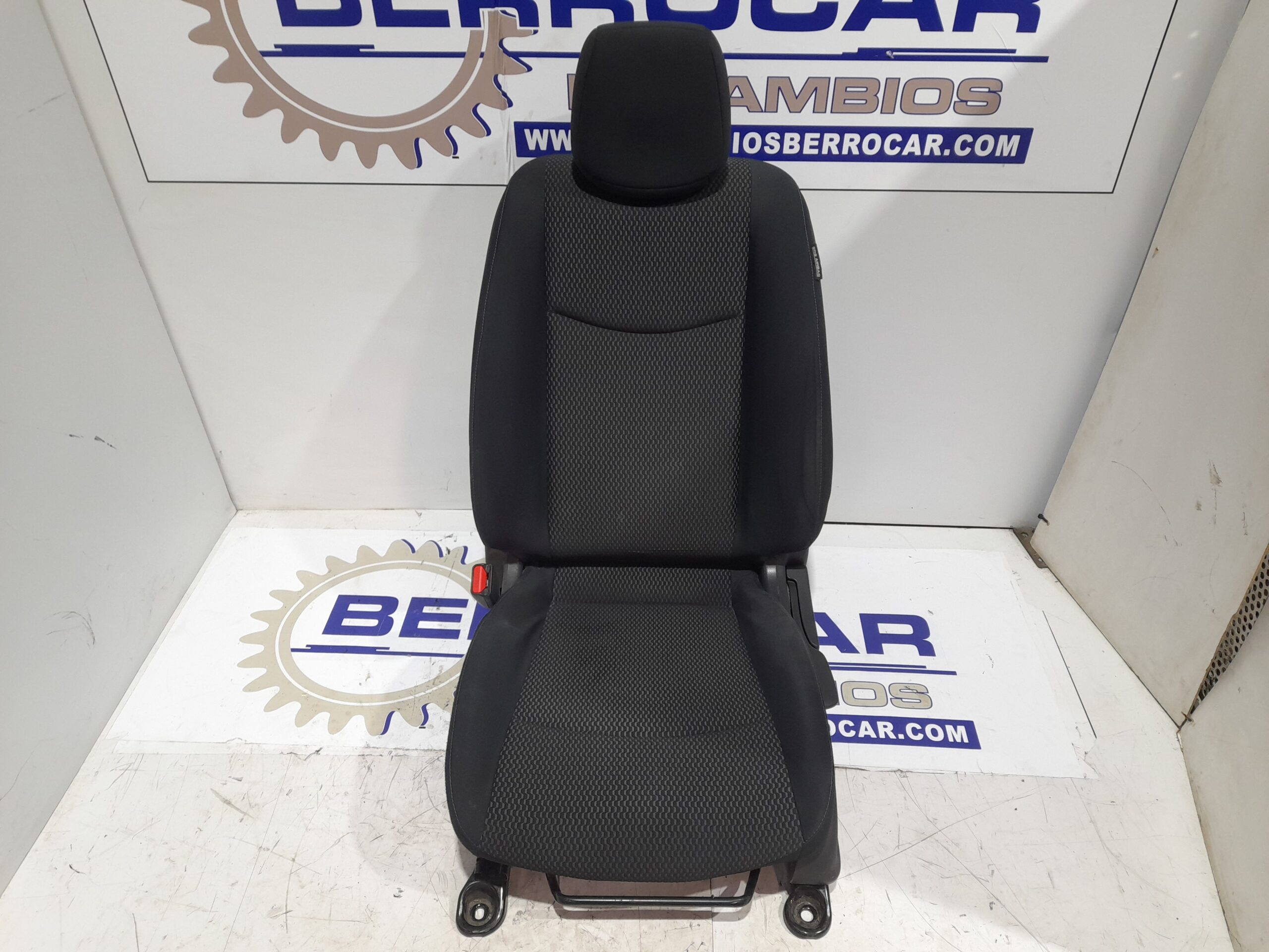 asiento_delantero_izquierdo_871553nf1b_nissan_leaf