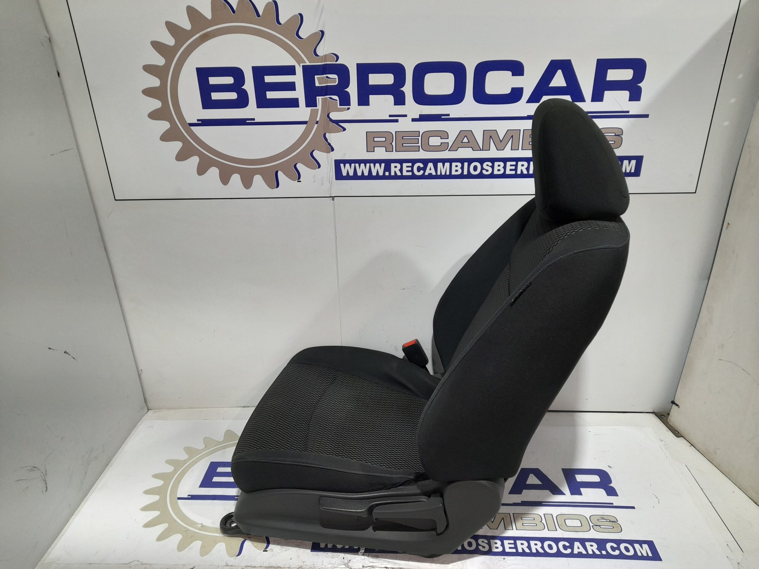 asiento_delantero_izquierdo_871553nf1b_nissan_leaf
