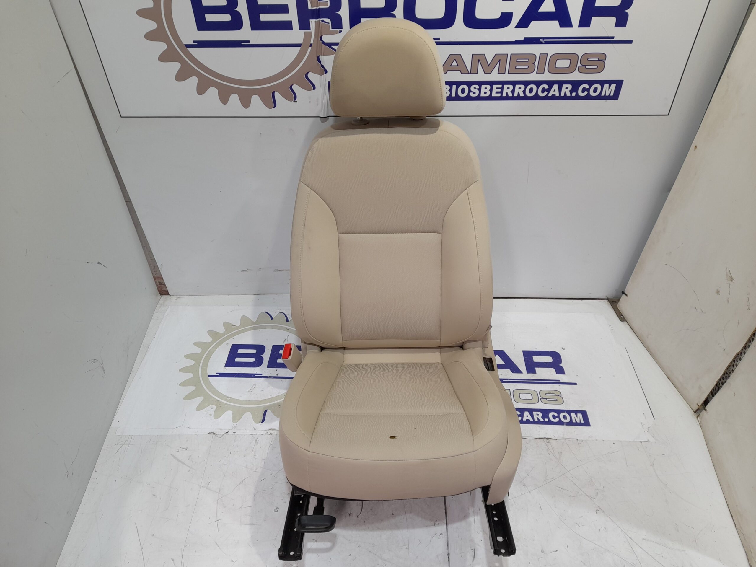 asiento_delantero_izquierdo_2250522_opel_insignia_sports_tourer_2_0_cdti_cat