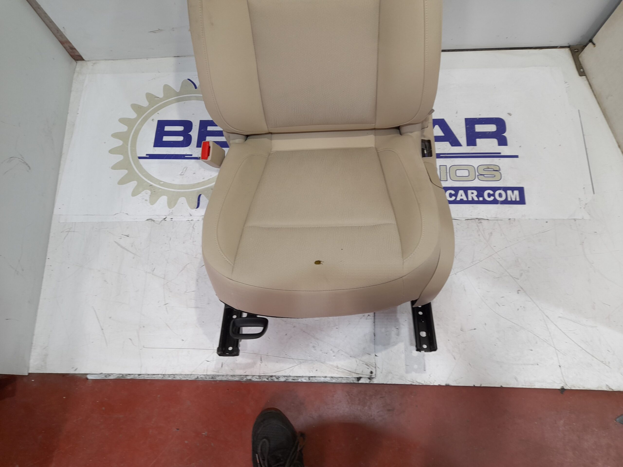 asiento_delantero_izquierdo_2250522_opel_insignia_sports_tourer_2_0_cdti_cat