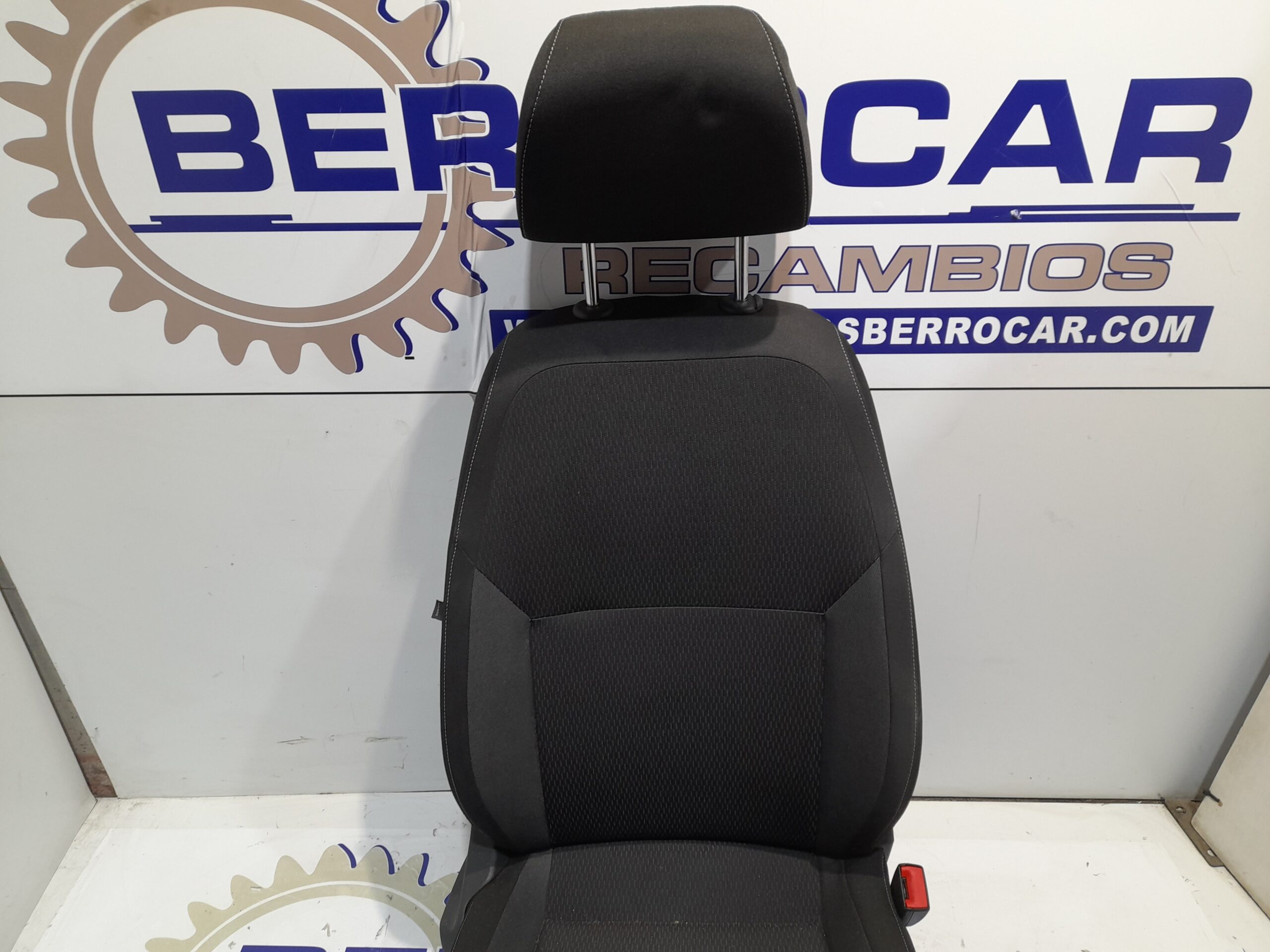 asiento_delantero_derecho_6ra881106e_skoda_spaceback_5h_1_6_tdi