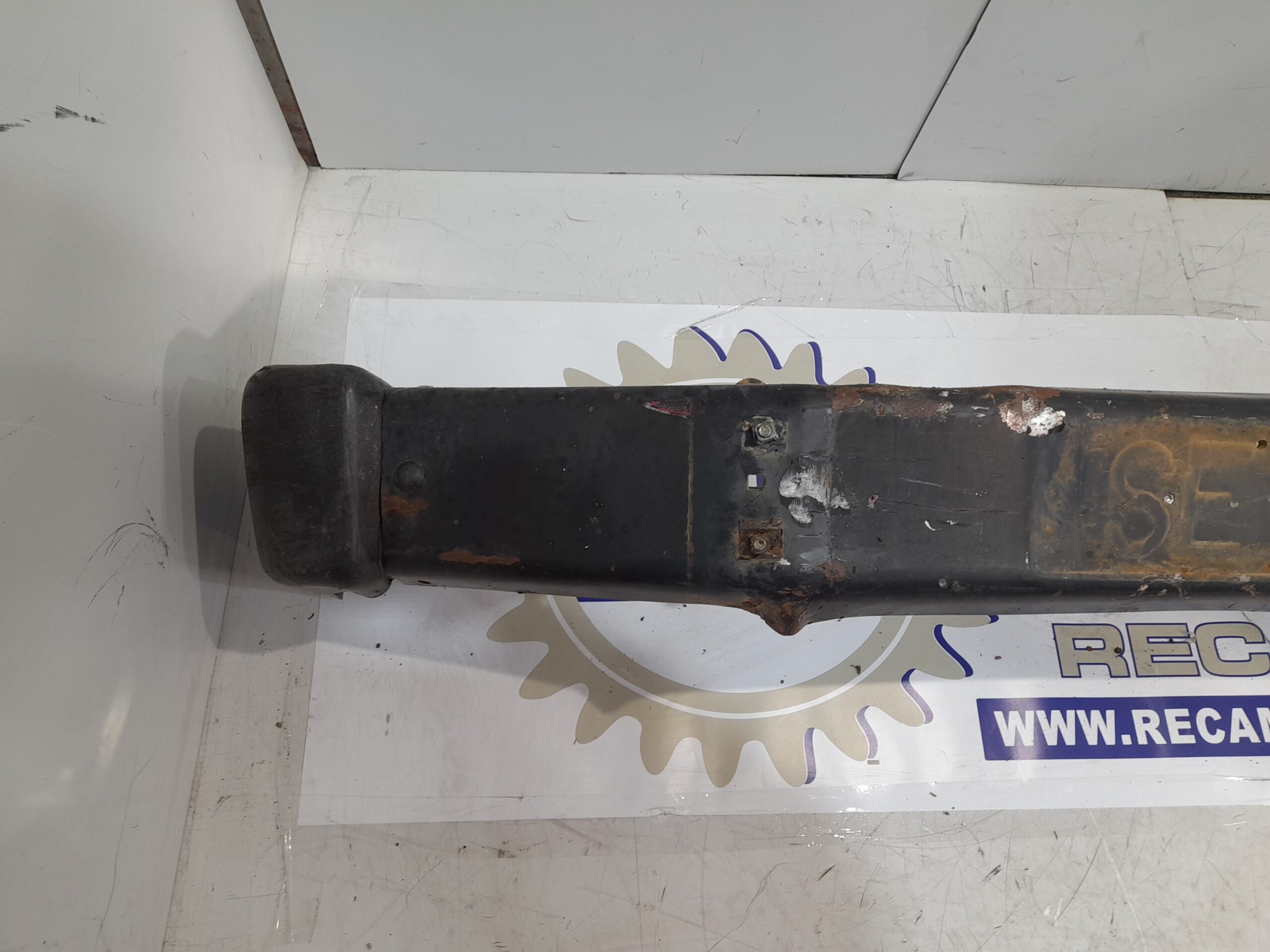 paragolpes_delantero_mb593061_mitsubishi_montero_l040_2_5_turbodiesel