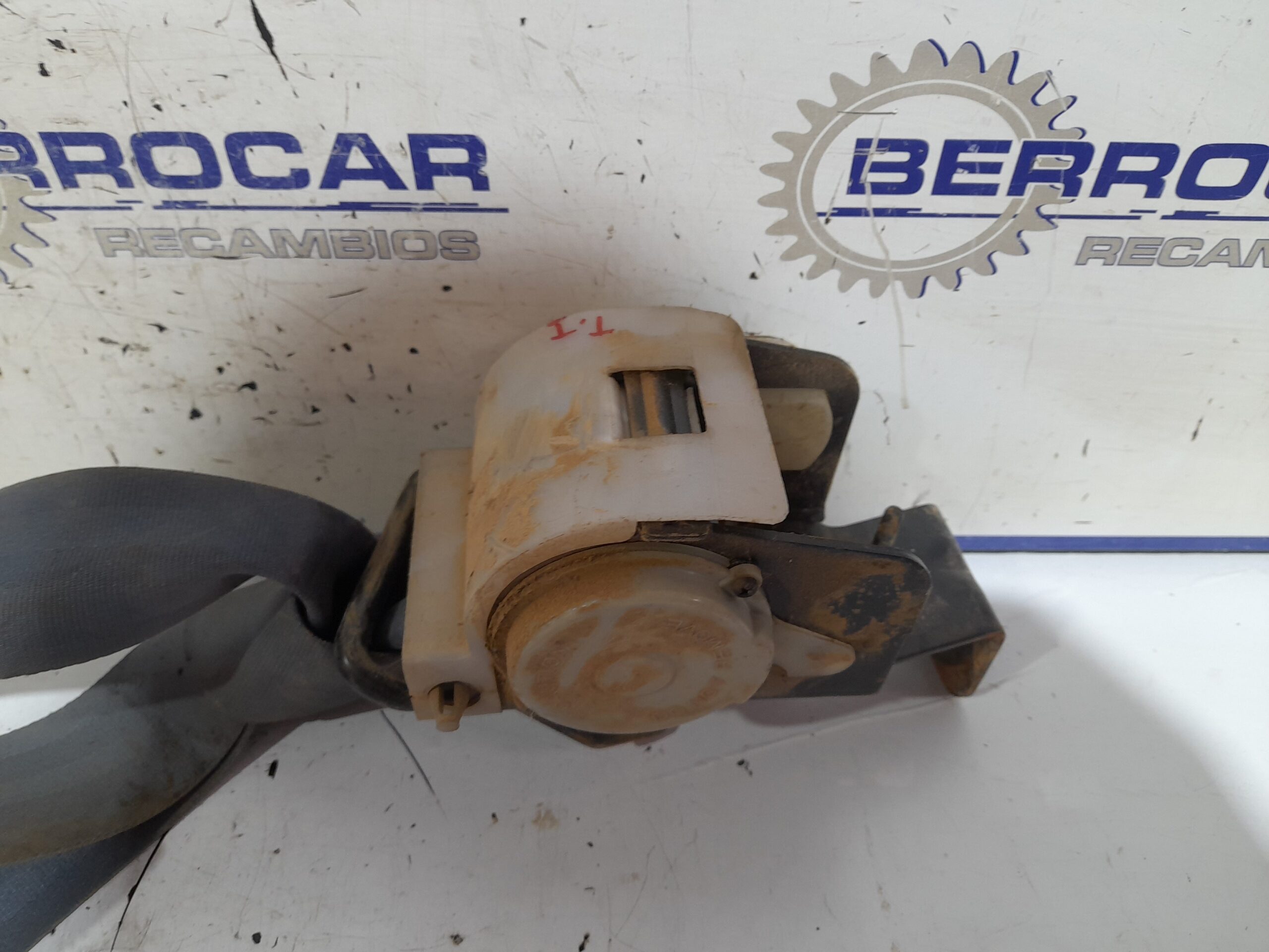 cinturon_seguridad_trasero_izquierdo_mr619671_mitsubishi_montero_l040_2_5_turbodiesel