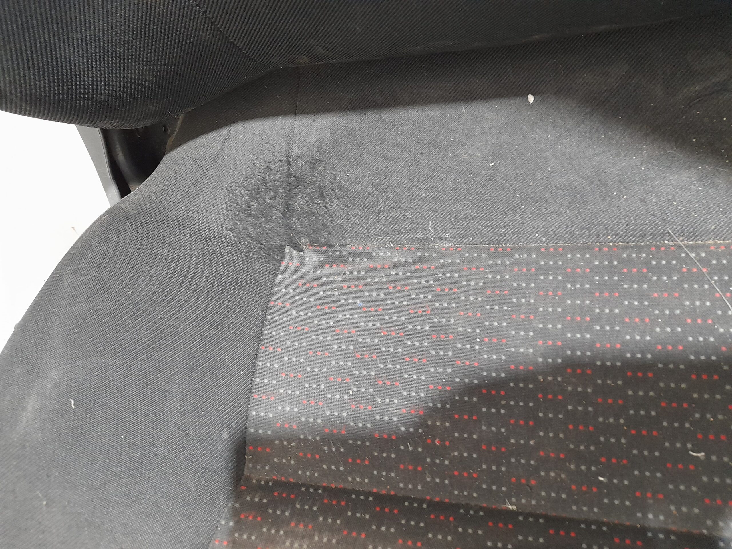 asiento_delantero_izquierdo_8845wq_peugeot_boxer_caja_cerrada_rs_3000_330_333_2007_2_2_hdi_fap_cat