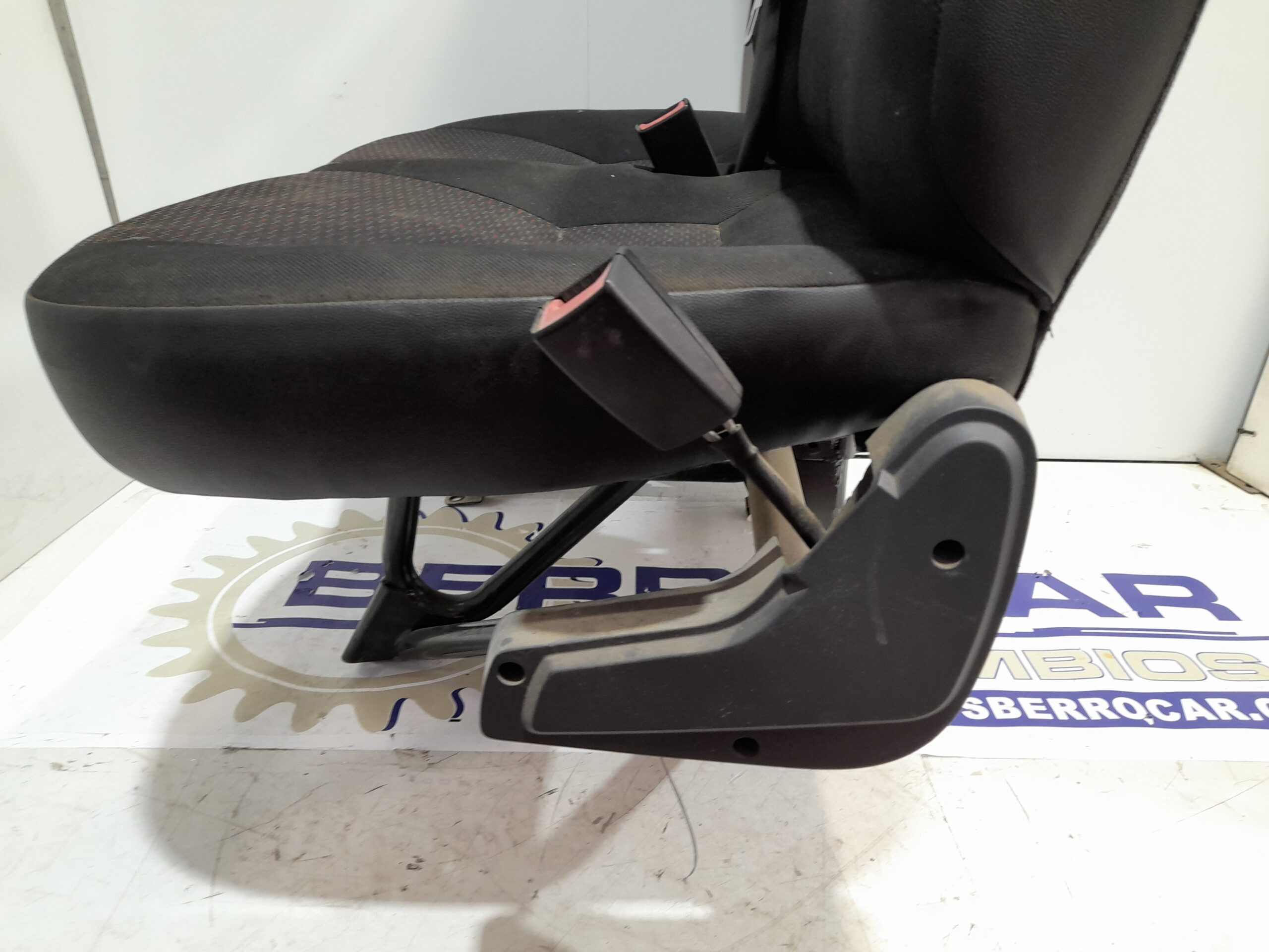 asiento_delantero_derecho_8845wr_peugeot_boxer_caja_cerrada_rs_3000_330_333_2007_2_2_hdi_fap_cat