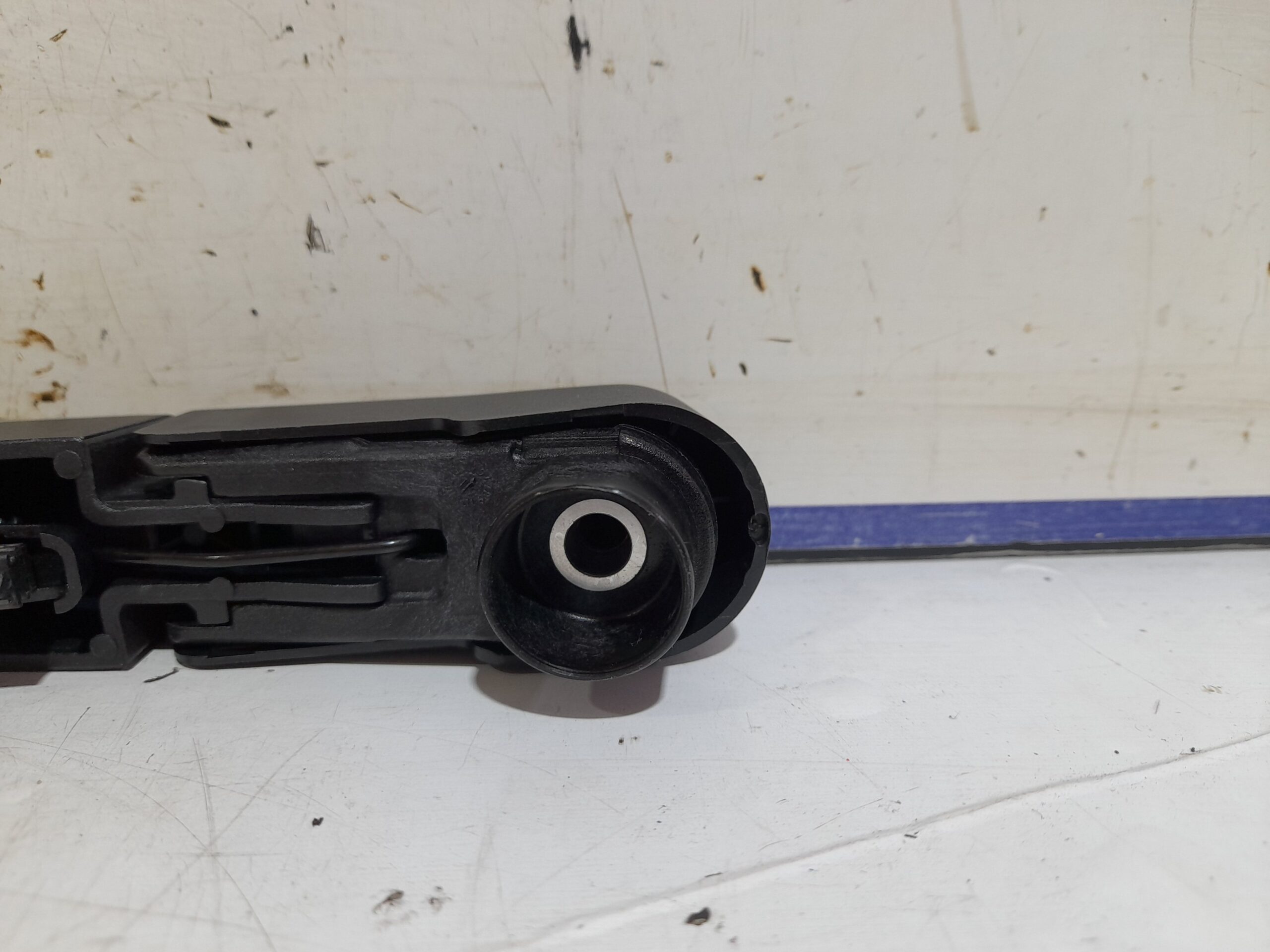 brazo_limpia_trasero_52015974_fiat_tipo_ii_357_fam_1_4