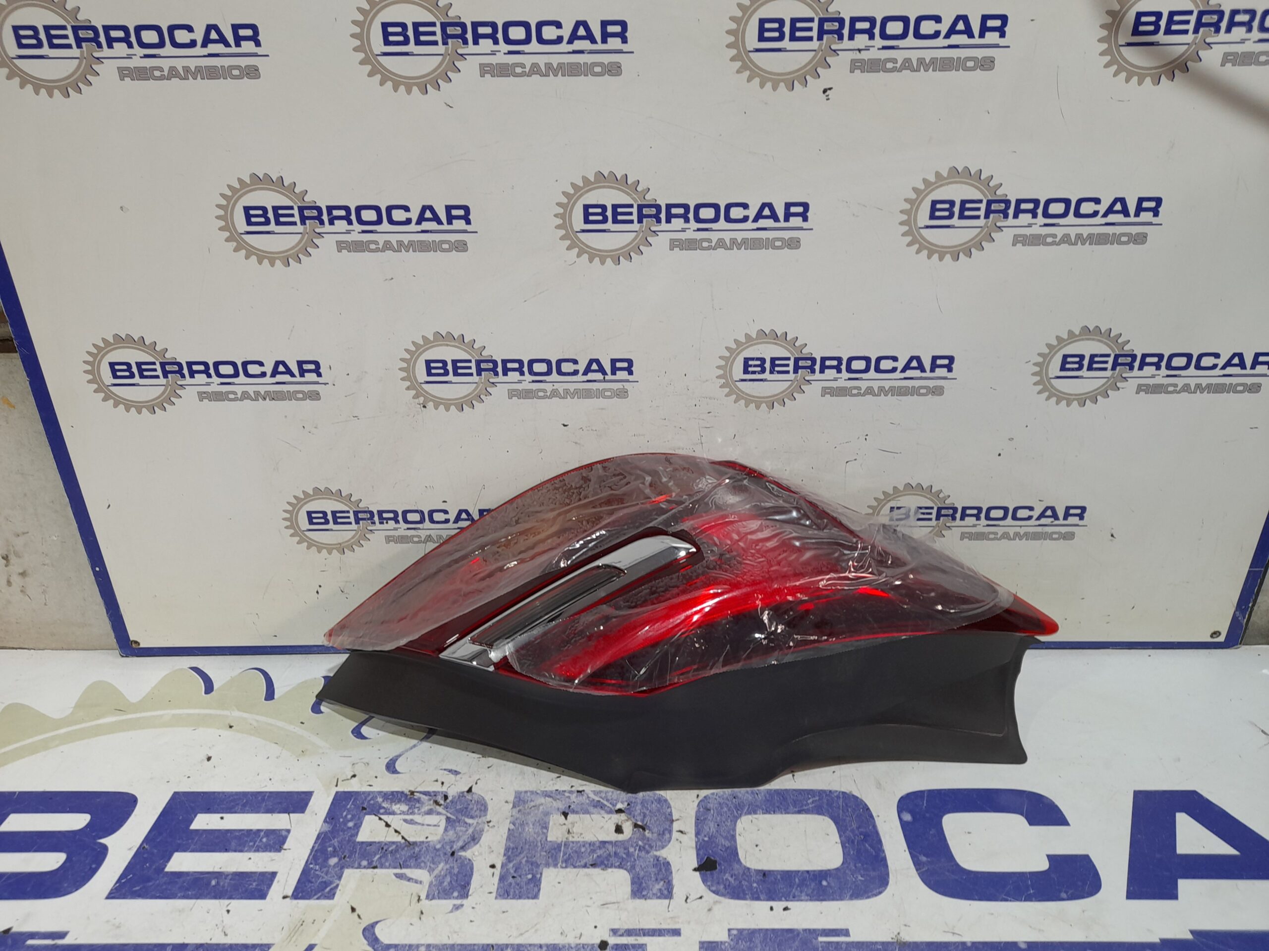 piloto_trasero_izquierdo_39024200_nuevo_opel_insignia_berlina