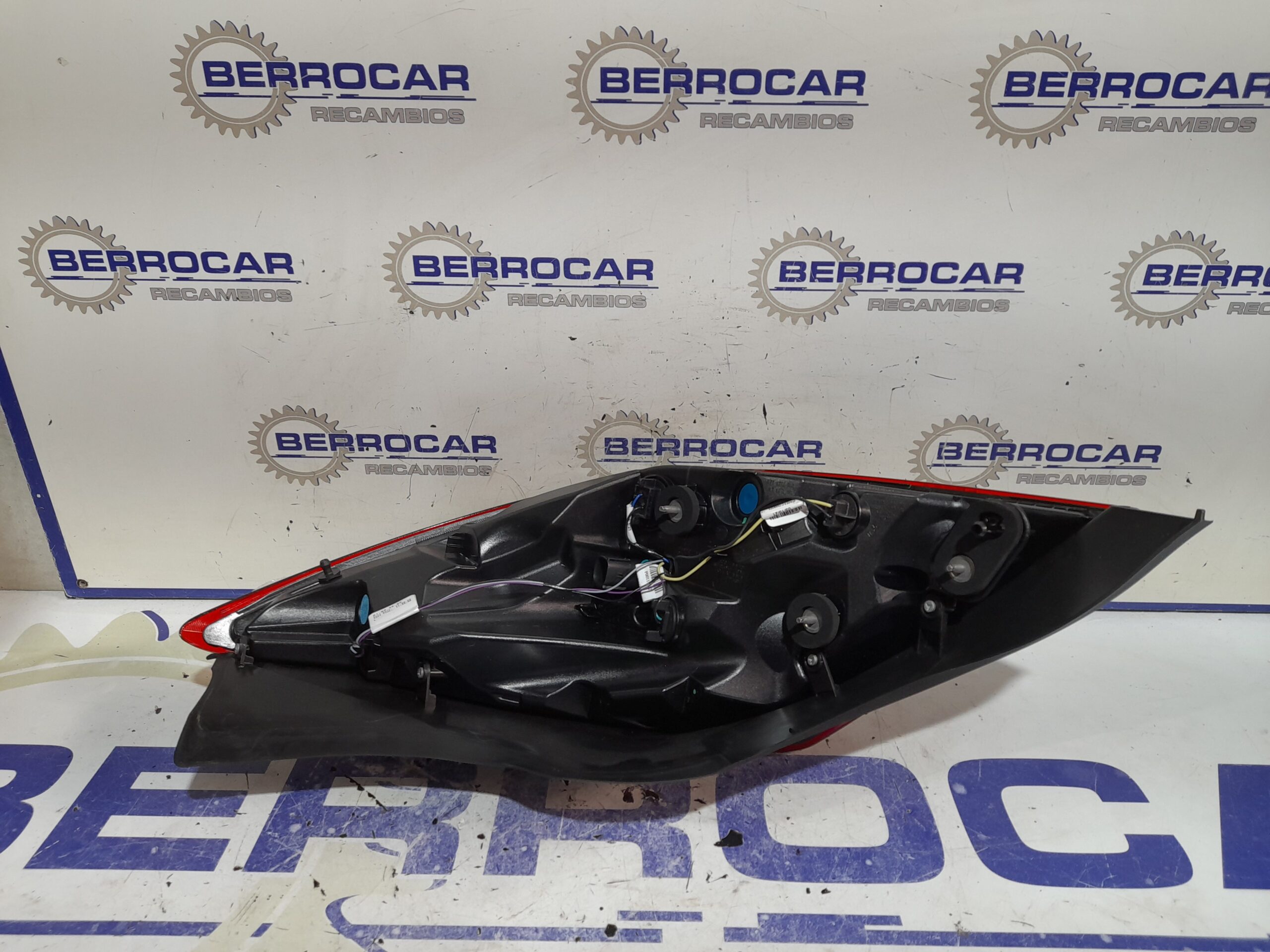 piloto_trasero_izquierdo_39024200_nuevo_opel_insignia_berlina