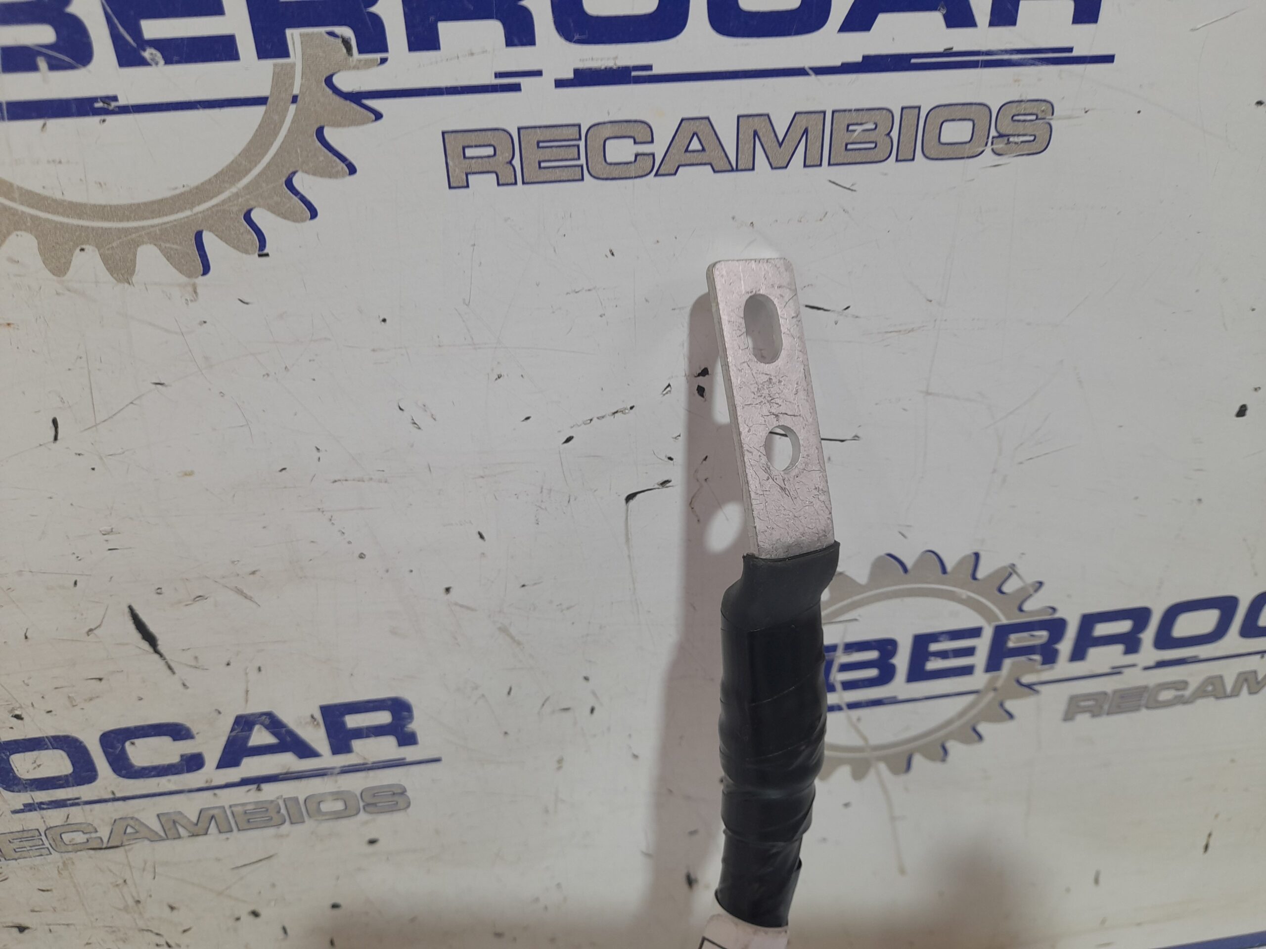 borna_negativa_3721159030_hyundai_h350_bus