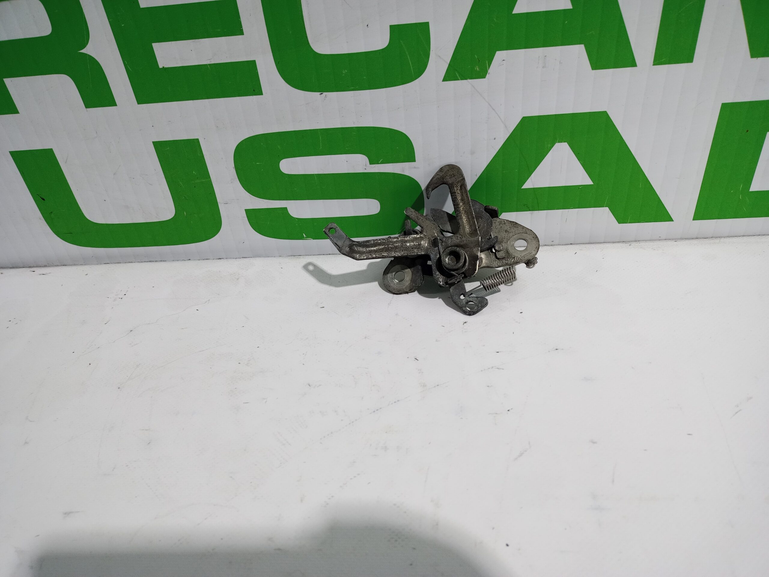 tirador_capot_9680689480b_citr_n_berlingo_cuadro