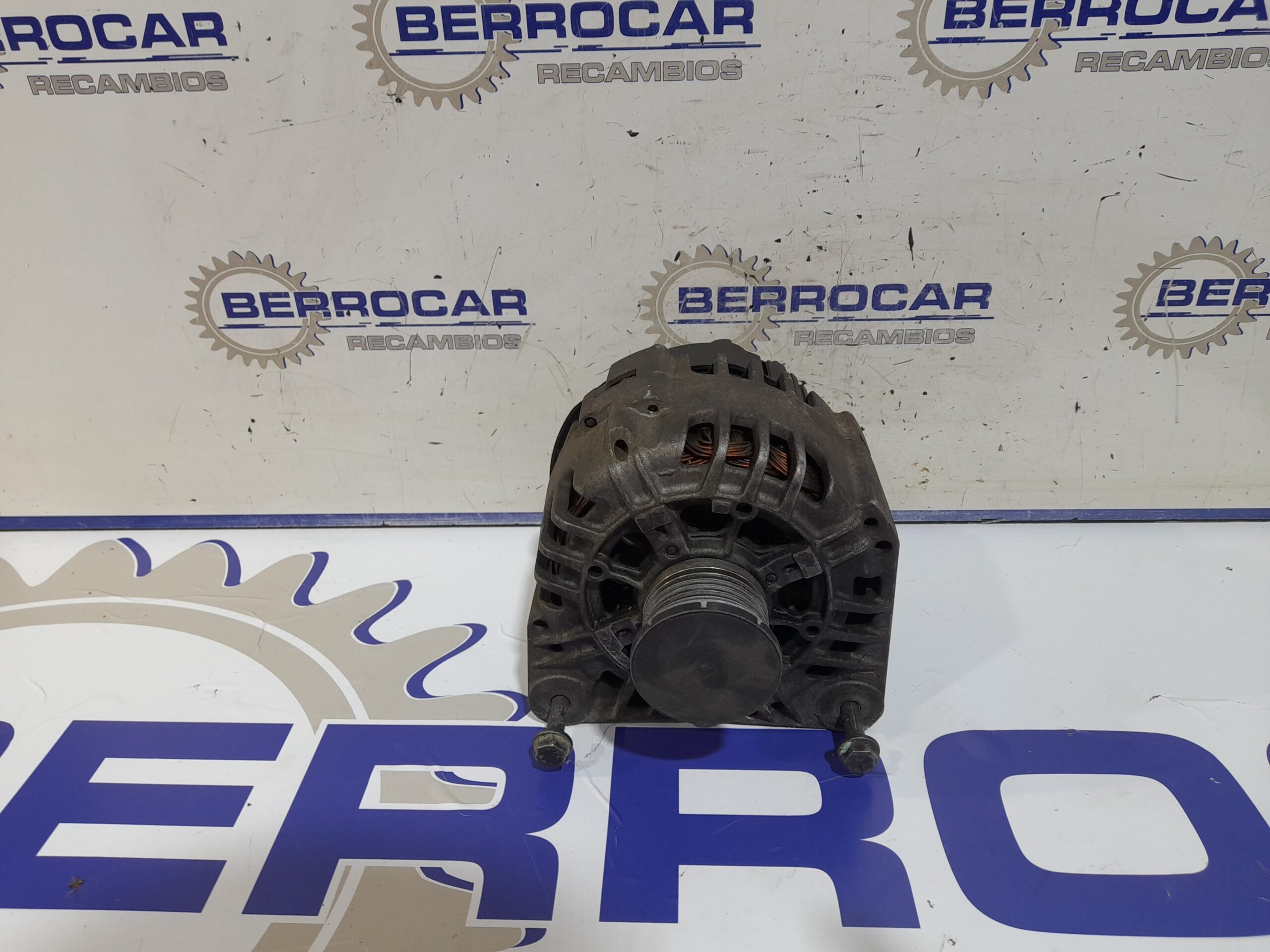 alternador_2543339a_renault_trafic_caja_cerrada_ab_4_01_1_9_diesel
