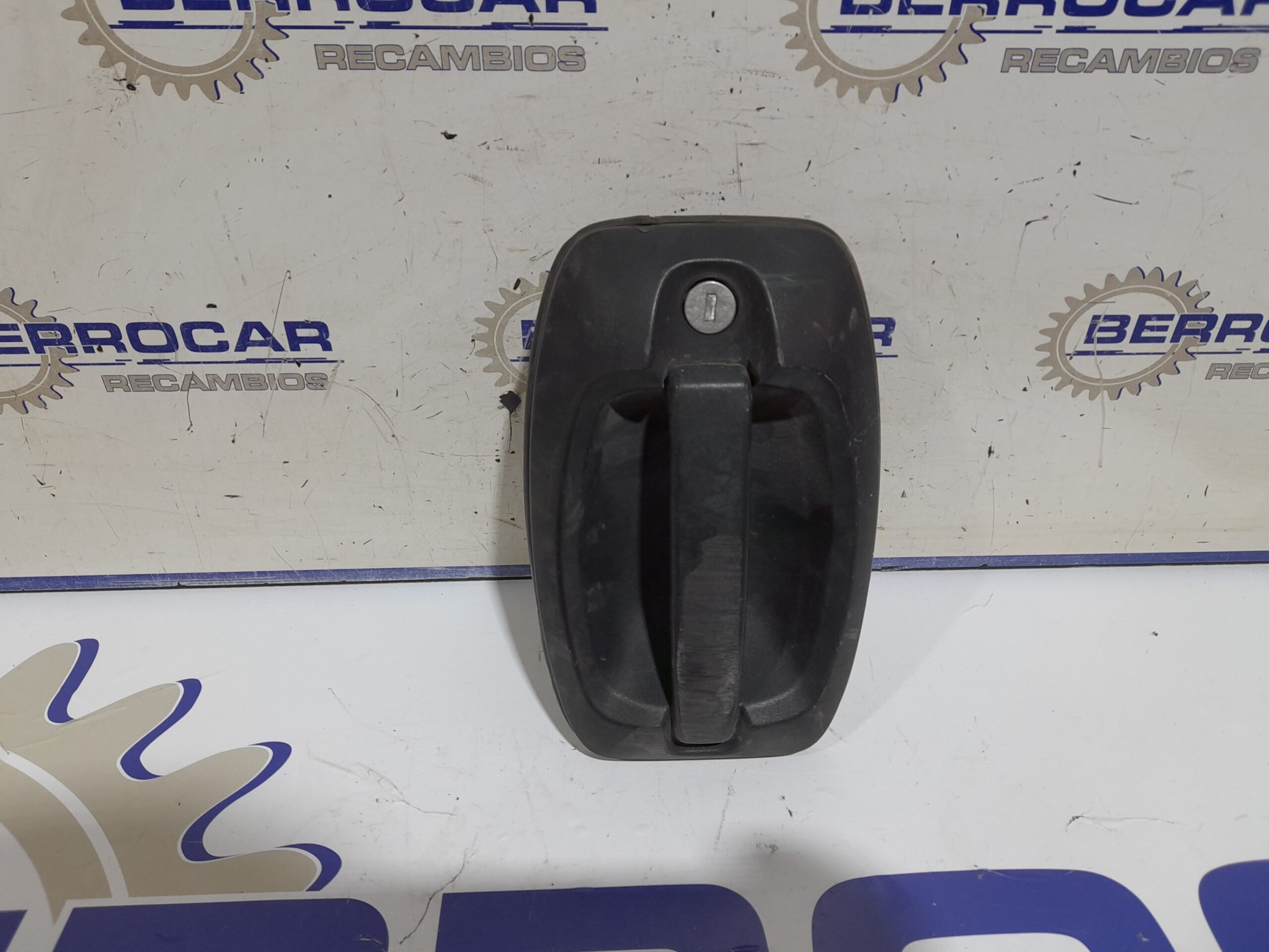 maneta_exterior_delantera_izquierda_233347_peugeot_boxer_kasten_hochraum_rs3000_330_333_335_2_2_hdi_fap_cat