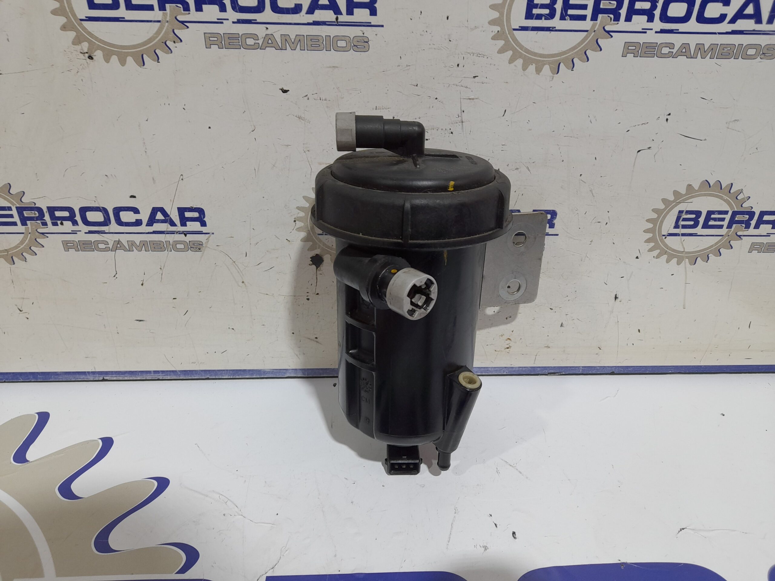 soporte_filtro_gasoil_235514722_peugeot_boxer_kasten_hochraum_rs3000_330_333_335_2_2_hdi_fap_cat