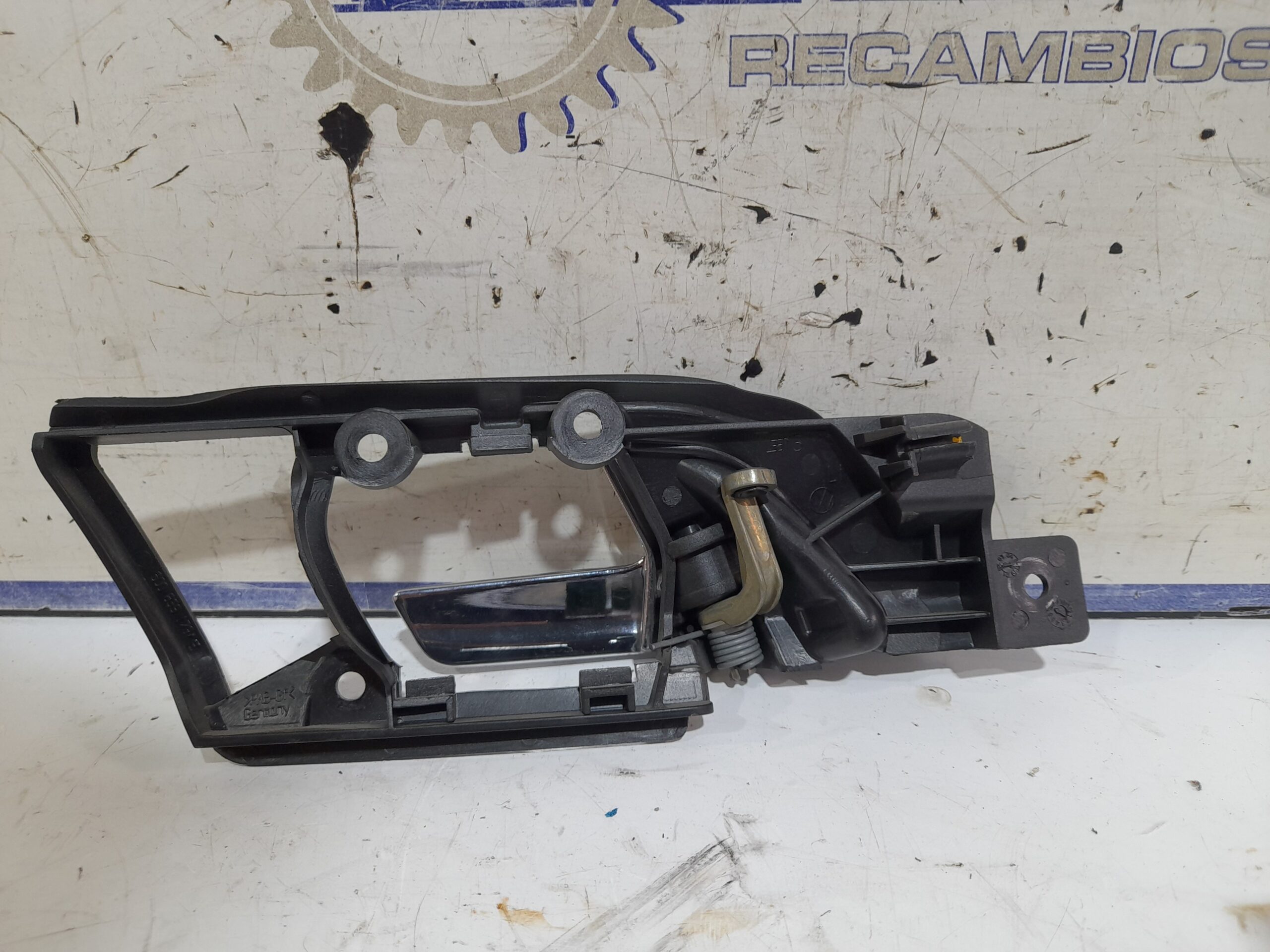 maneta_interior_trasera_izquierda_6q0839173c_volkswagen_polo_9n3_1_4_tdi